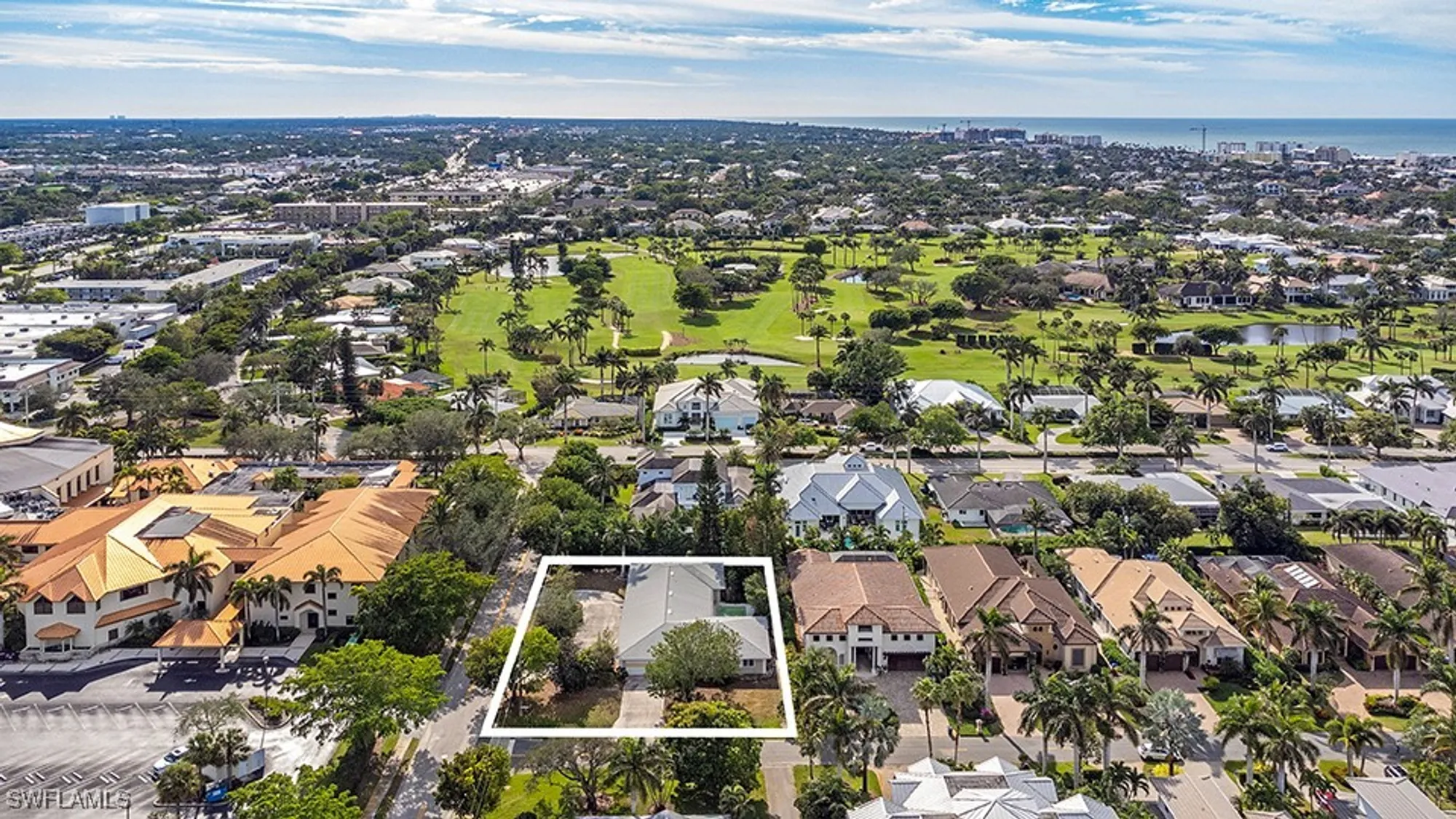 Property Slideshow image 3 of 10 | 698 fairway ter, Naples, FL, 34103