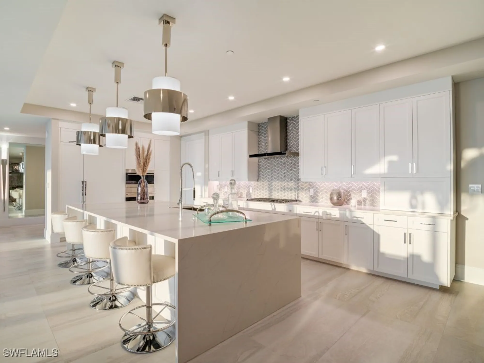 Property Slideshow image 5 of 32 | 4991 bonita bay blvd unit 802, Bonita Springs, FL, 34134