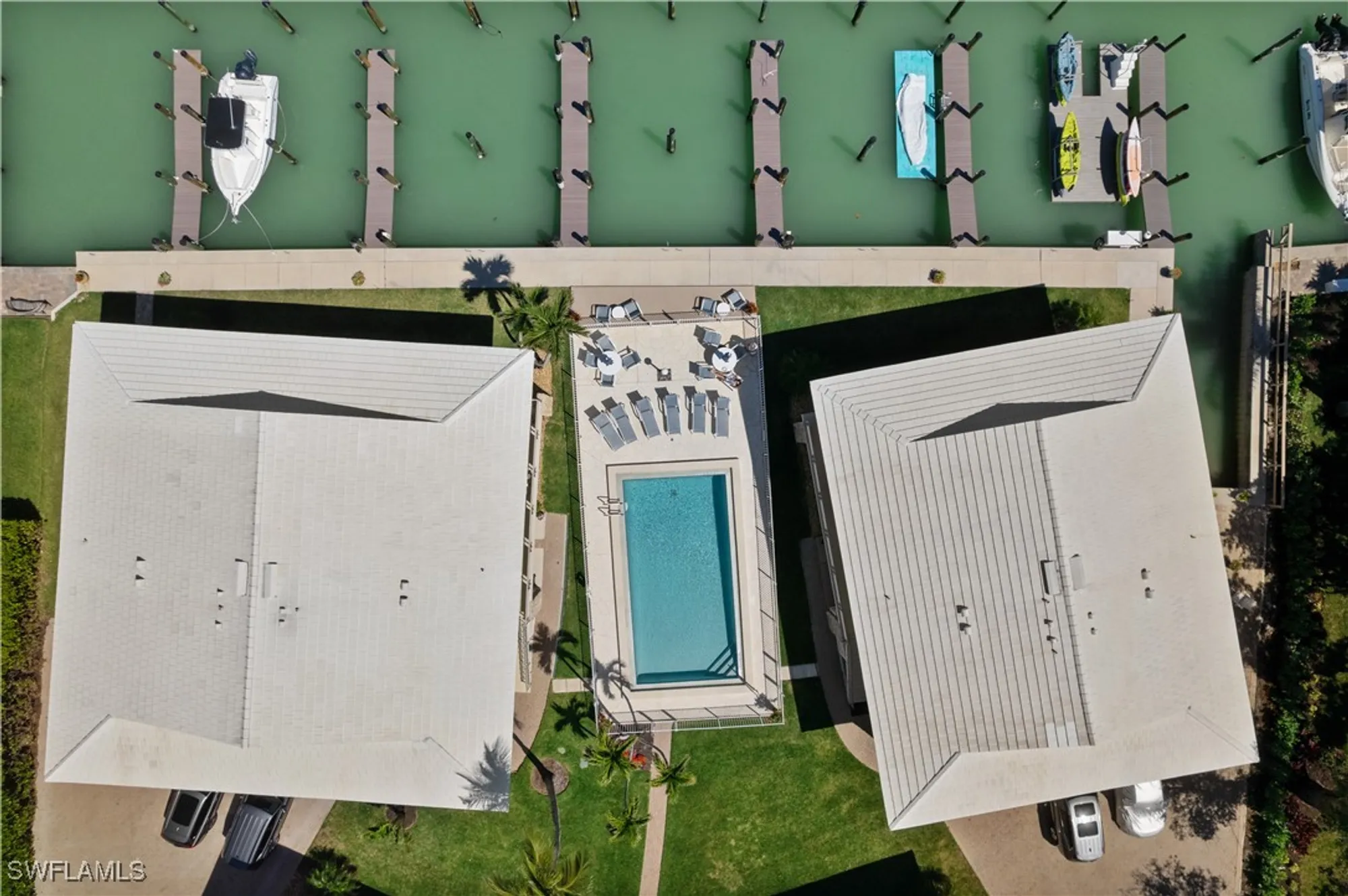 Property Slideshow image 26 of 27 | 2500 gulf shore blvd n7, Naples, FL, 34103