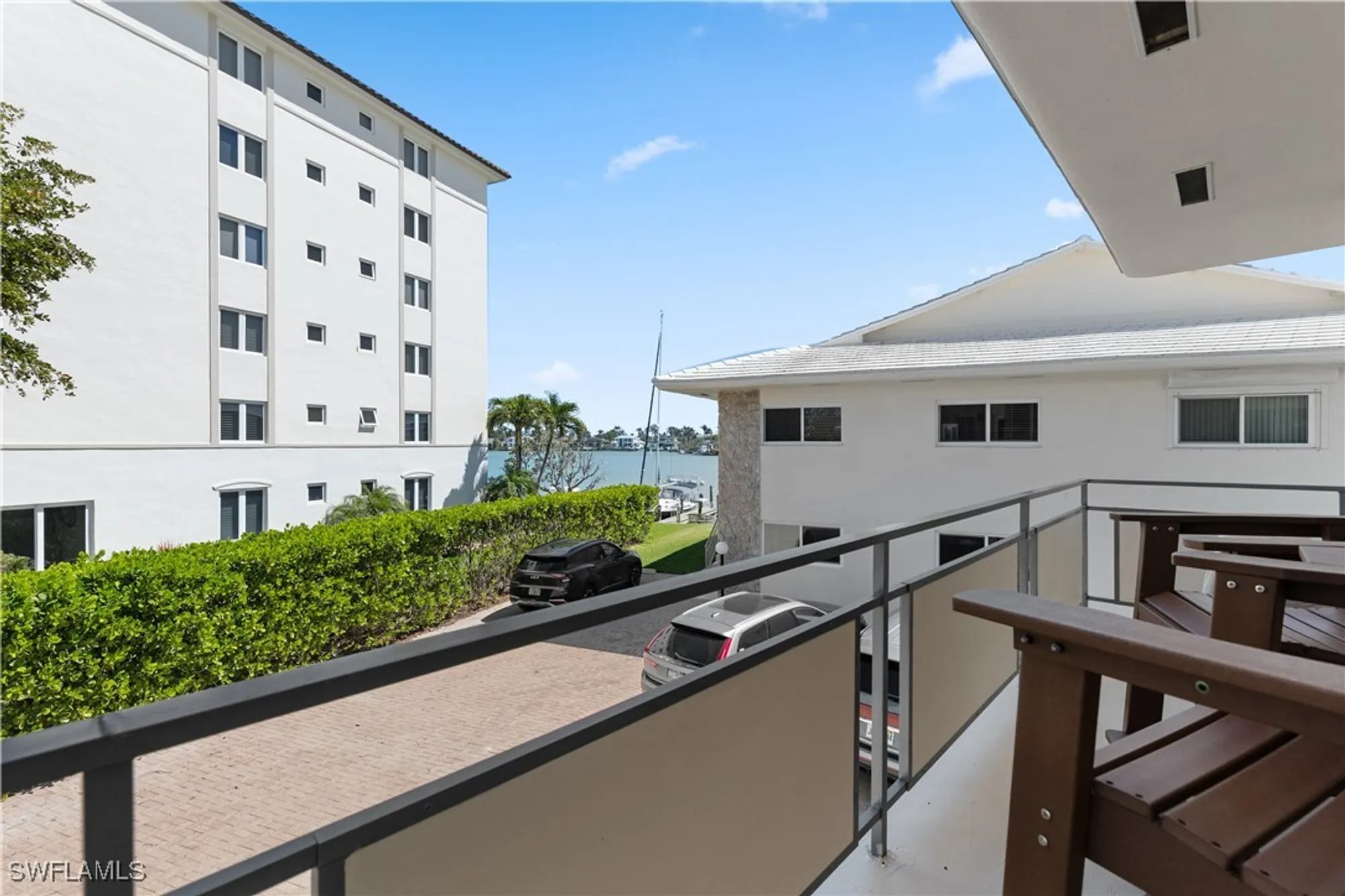 Property Slideshow image 21 of 27 | 2500 gulf shore blvd n7, Naples, FL, 34103