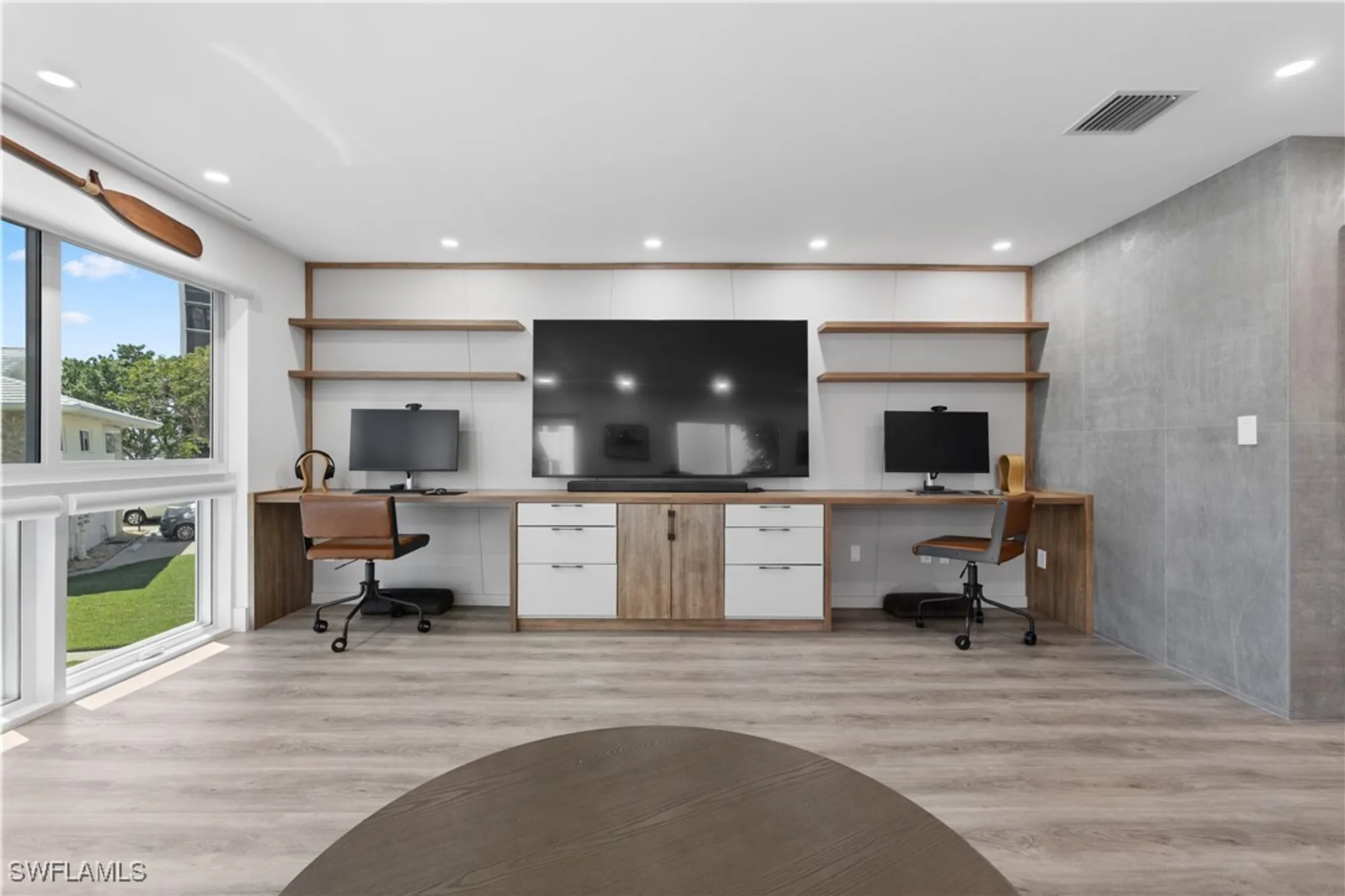 Property Slideshow image 6 of 27 | 2500 gulf shore blvd n7, Naples, FL, 34103