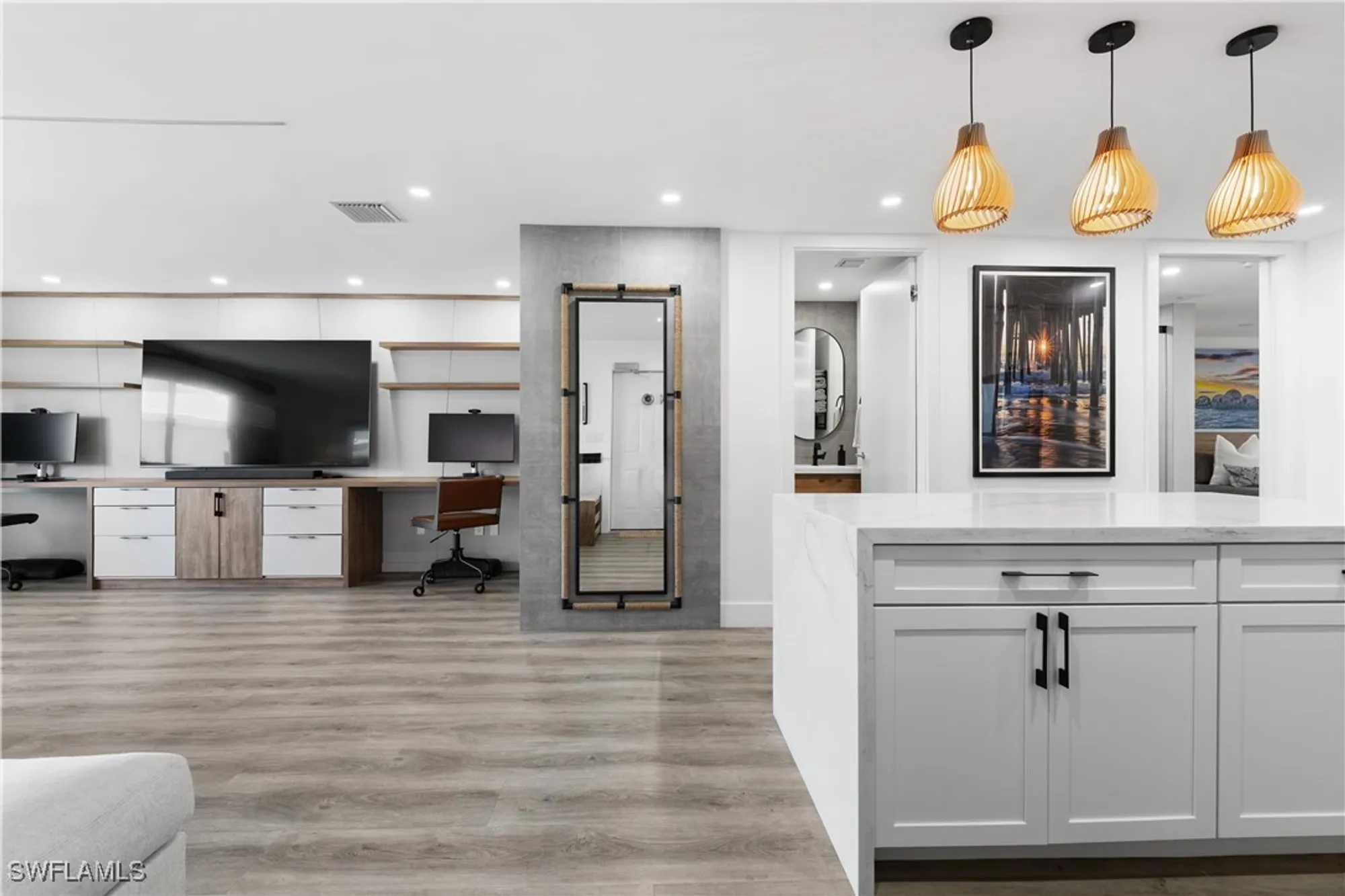 Property Slideshow image 7 of 27 | 2500 gulf shore blvd n7, Naples, FL, 34103