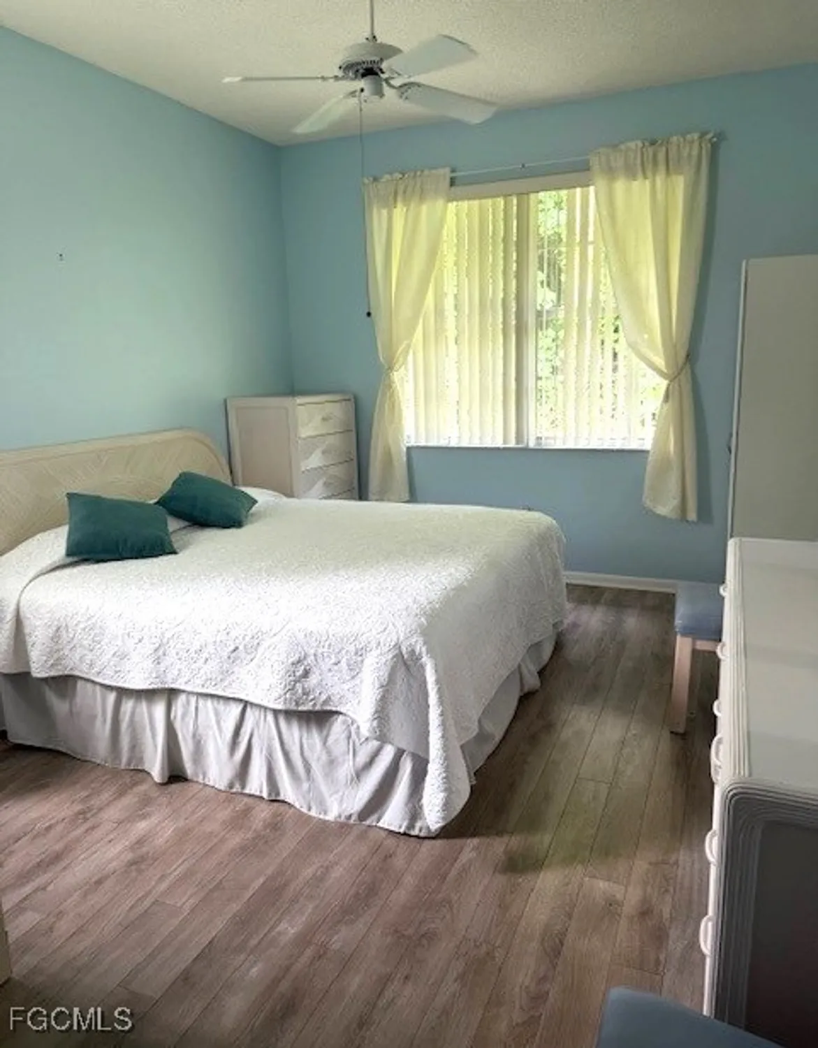 Property Slideshow image 14 of 27 | 4632 blackberry dr, Fort Myers, FL, 33905