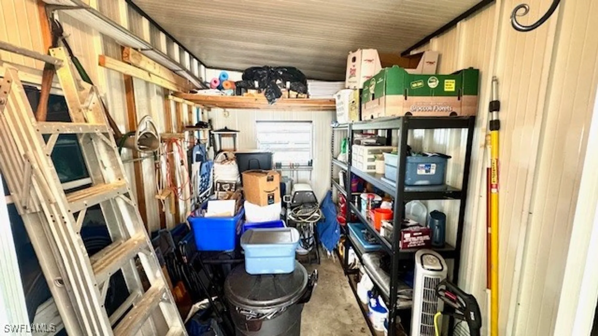 Property Slideshow image 27 of 49 | 14497 nathan hale ln, North Fort Myers, FL, 33917