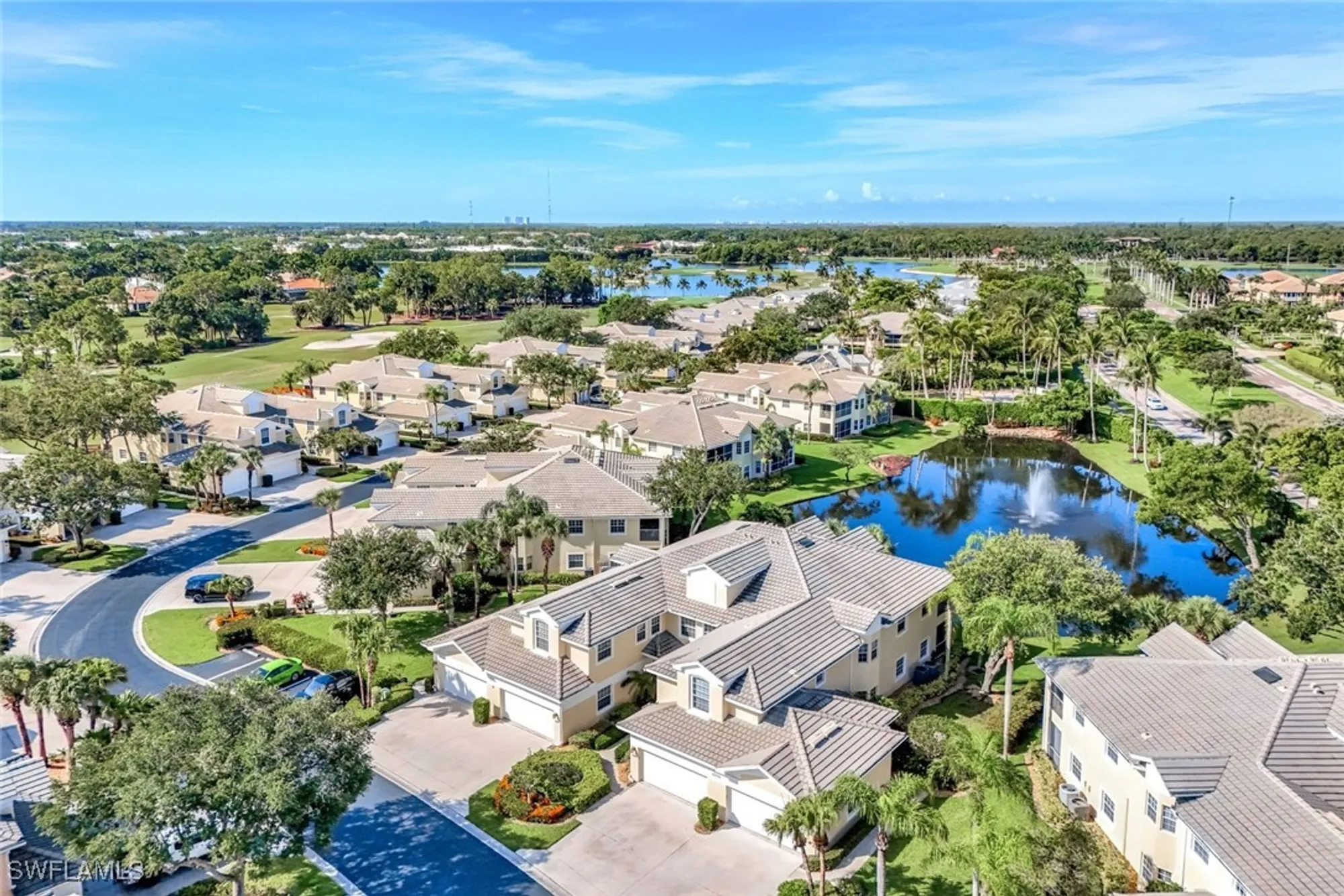 Property Slideshow image 6 of 20 | 8355 mystic greens way 1902, Naples, FL, 34113