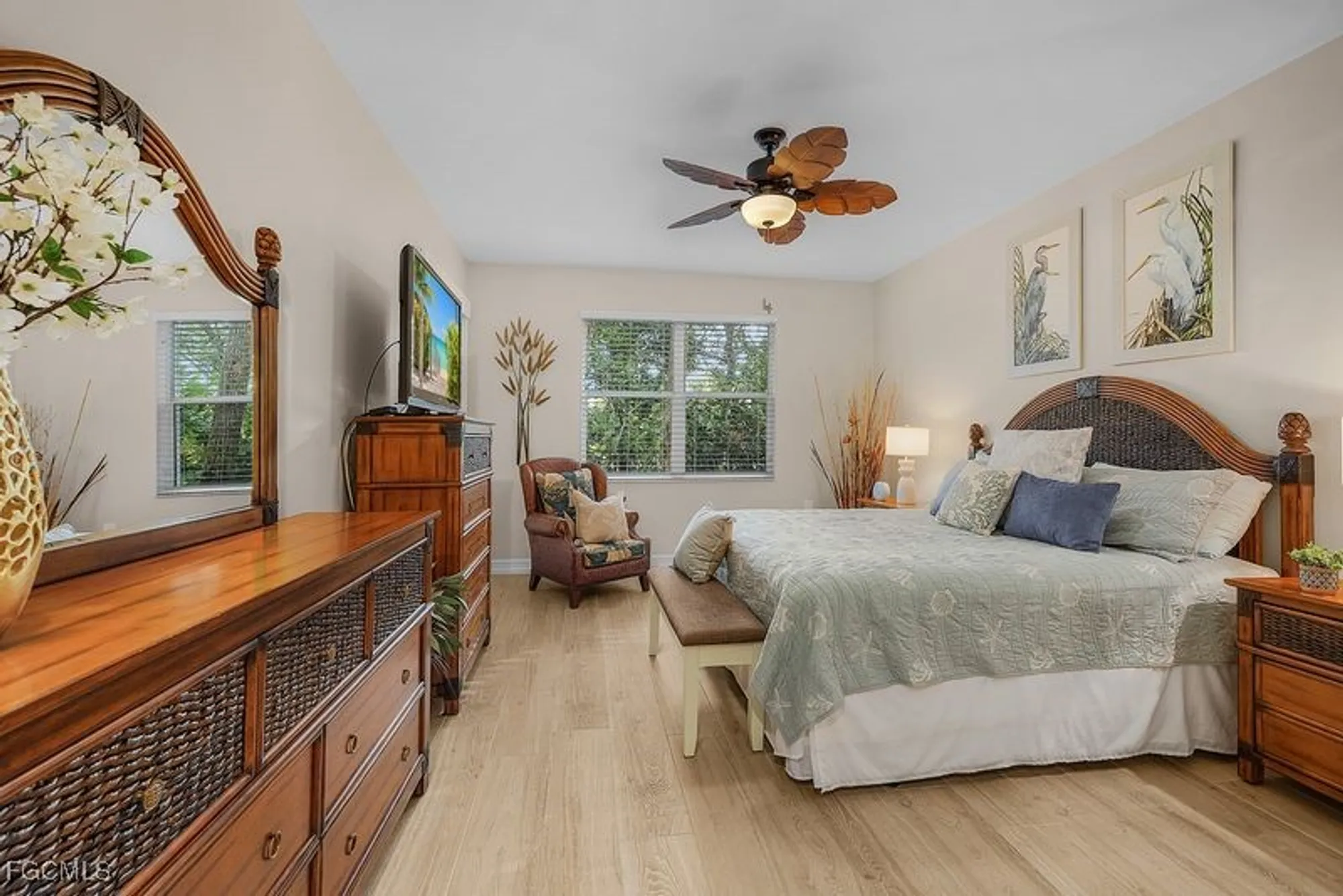 Property Slideshow image 7 of 28 | 11065 harbour yacht ct unit 101, Fort Myers, FL, 33908