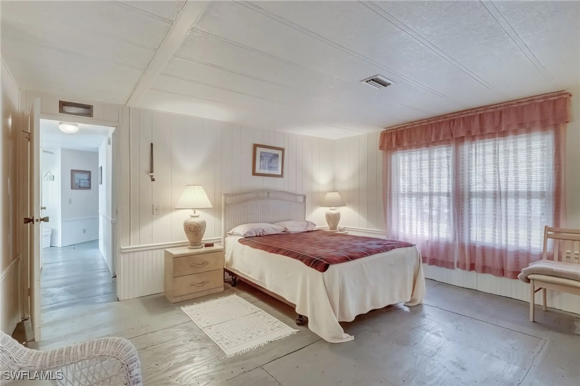 Property Slideshow image 16 of 50 | 14597 paul revere loop, North Fort Myers, FL, 33917