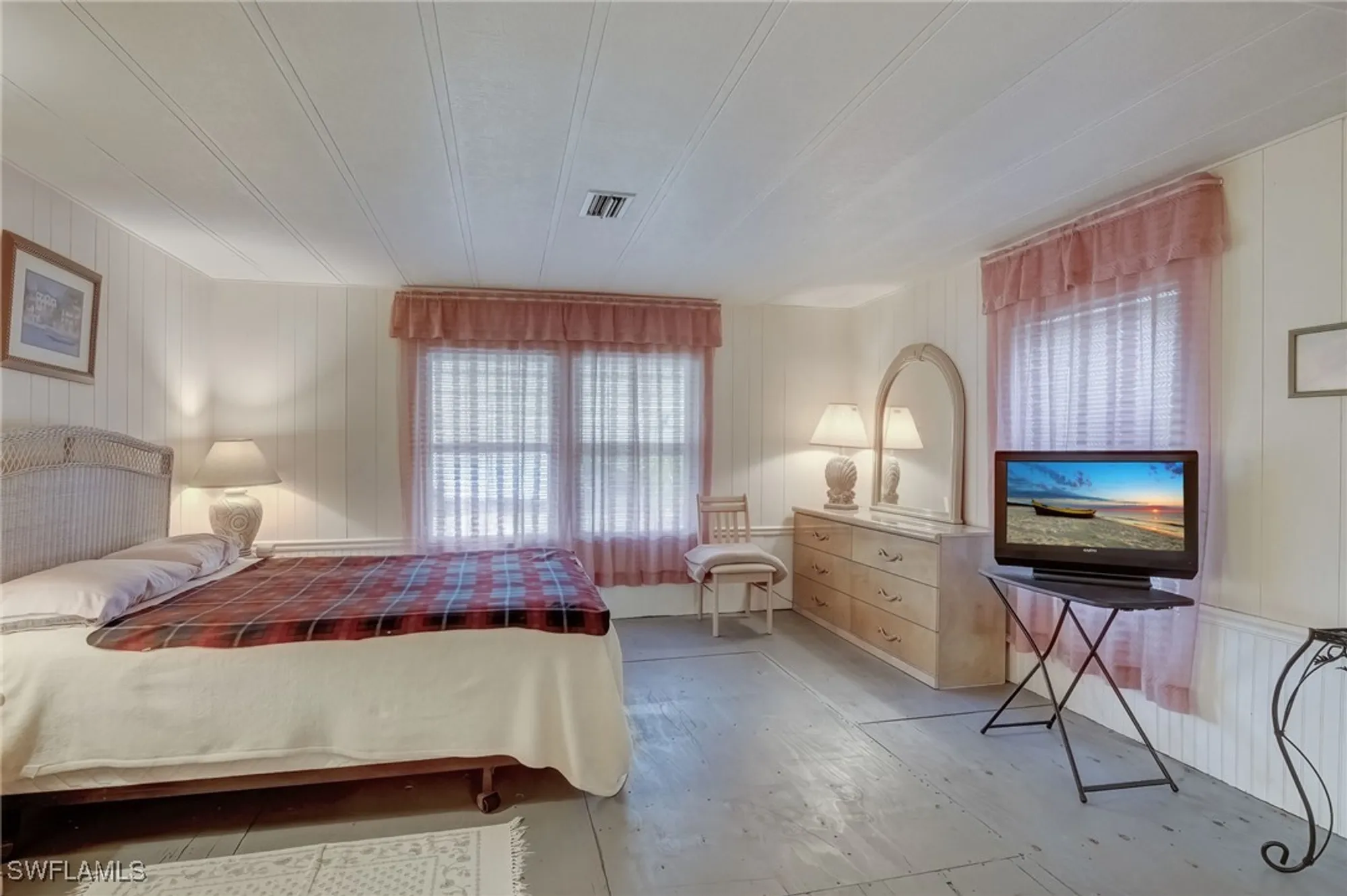 Property Slideshow image 17 of 50 | 14597 paul revere loop, North Fort Myers, FL, 33917