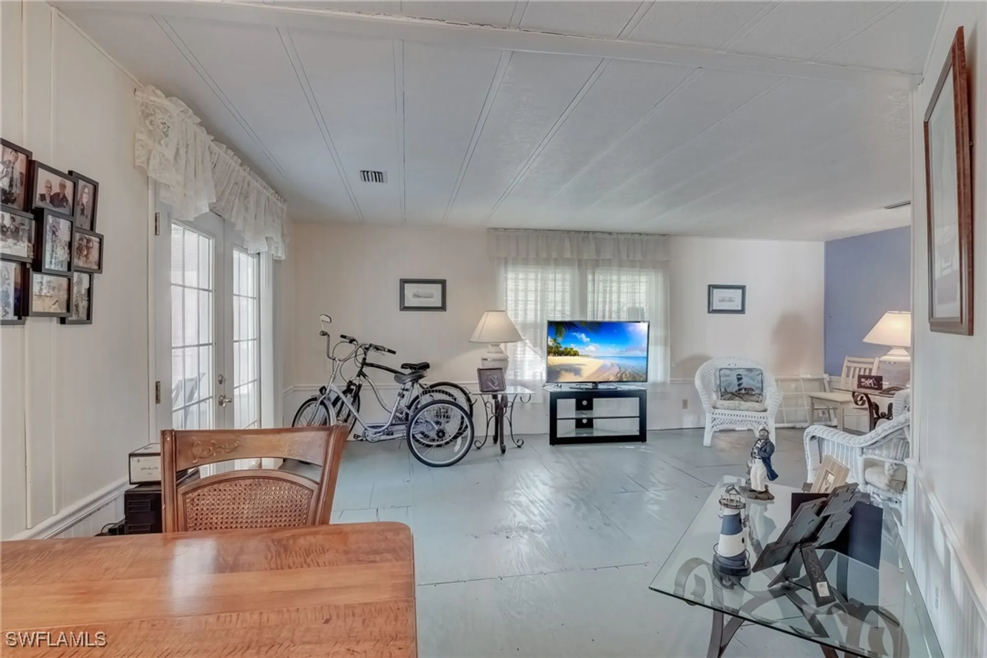 Property Slideshow image 9 of 50 | 14597 paul revere loop, North Fort Myers, FL, 33917