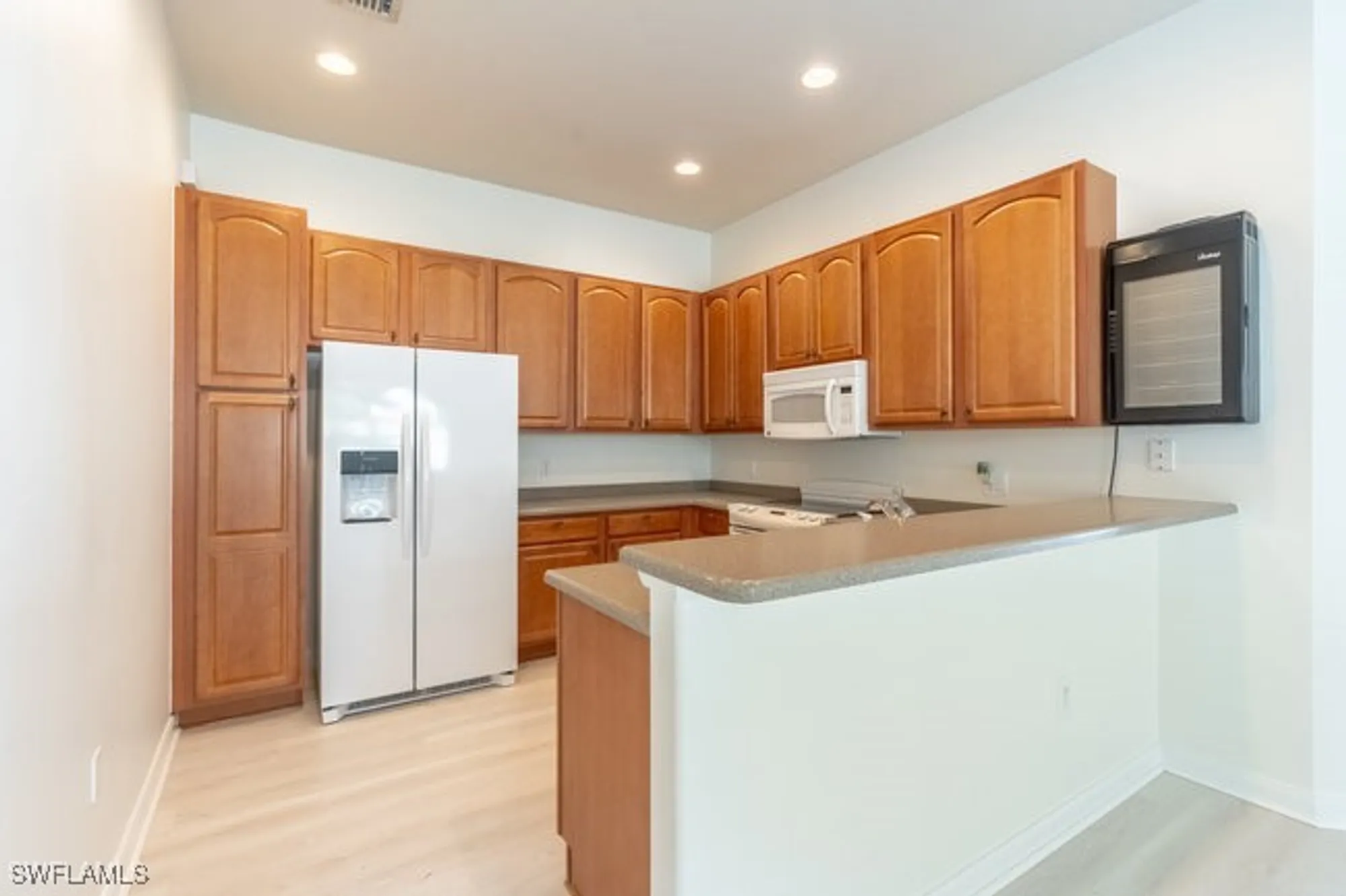 Property Slideshow image 15 of 37 | 8681 erice ct, Naples, FL, 34114