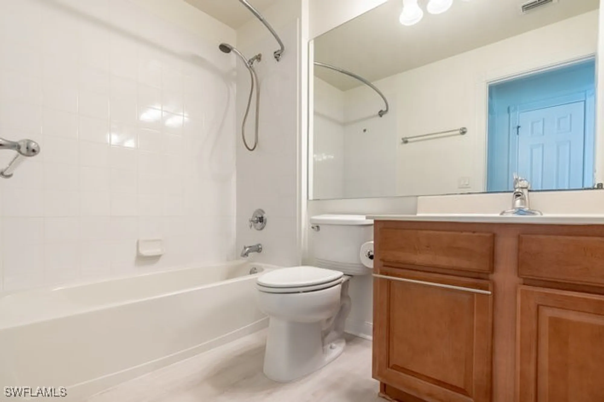 Property Slideshow image 20 of 37 | 8681 erice ct, Naples, FL, 34114