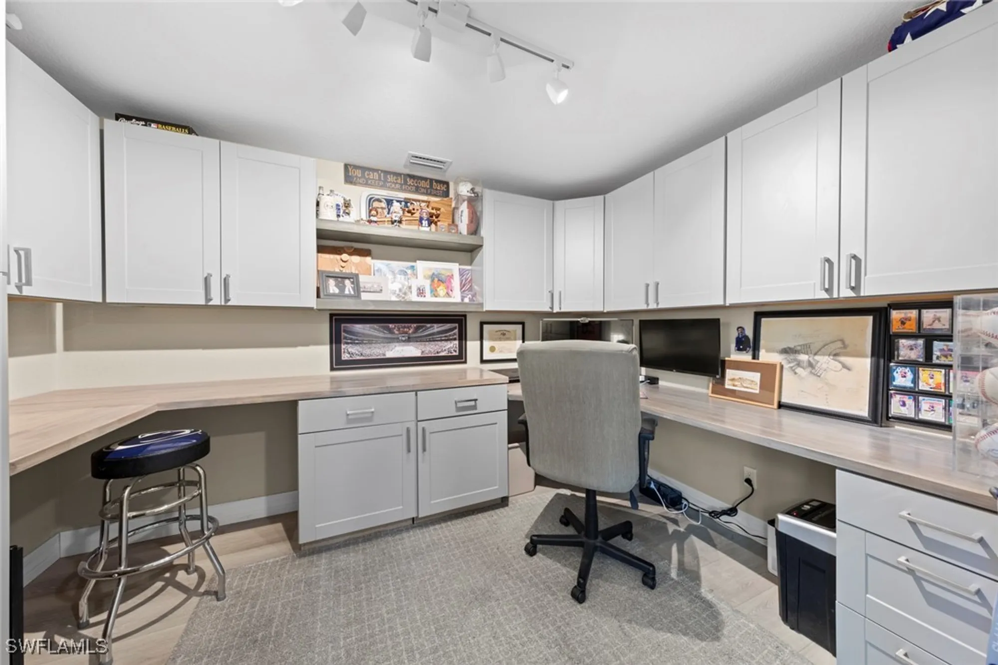 Property Slideshow image 10 of 48 | 9063 astonia way, Estero, FL, 33967