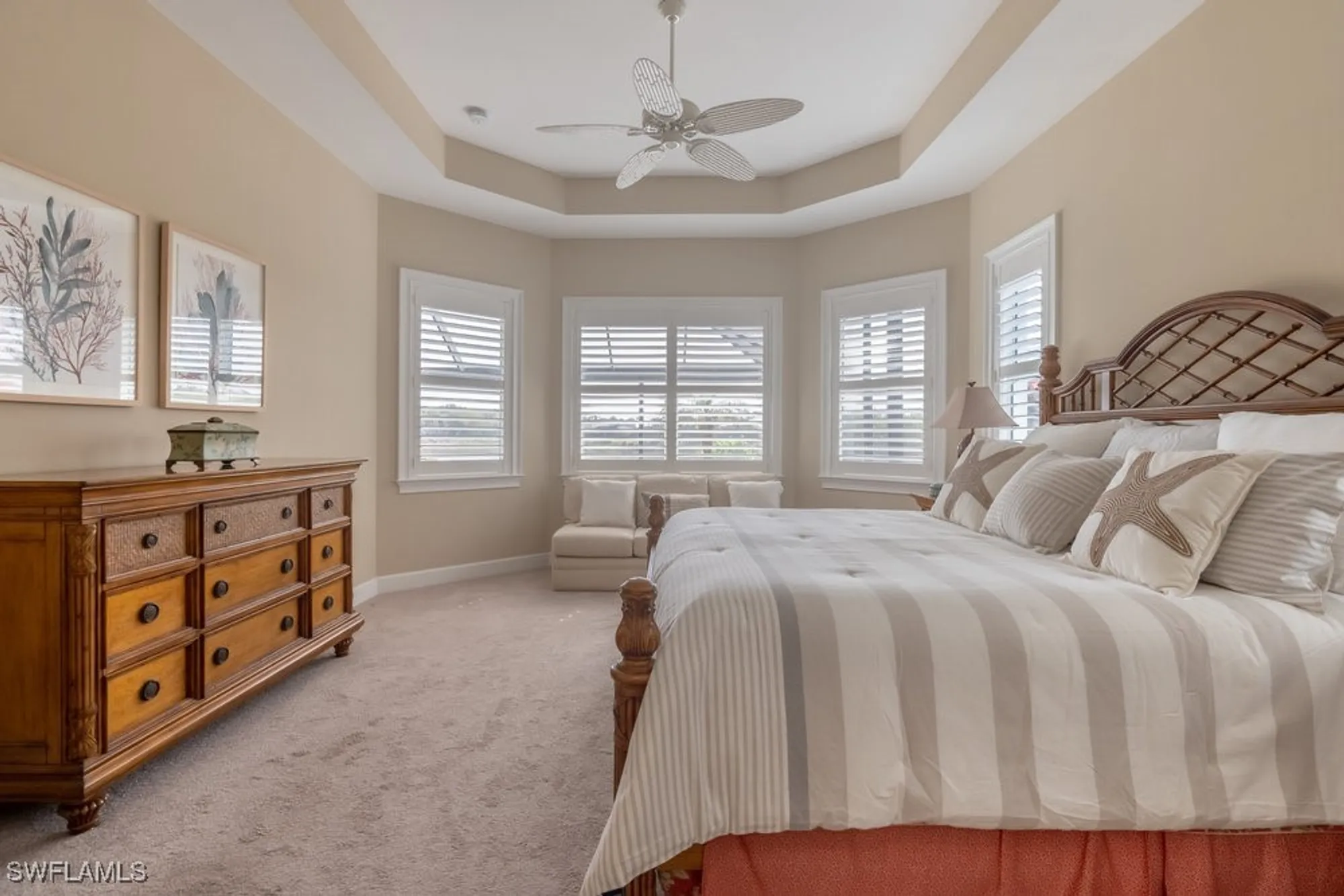 Property Slideshow image 21 of 42 | 5052 martinique dr, Naples, FL, 34113