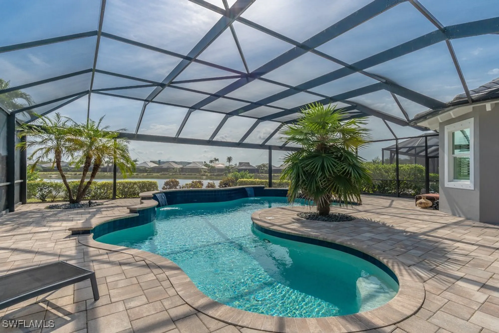 Property Slideshow image 32 of 42 | 5052 martinique dr, Naples, FL, 34113