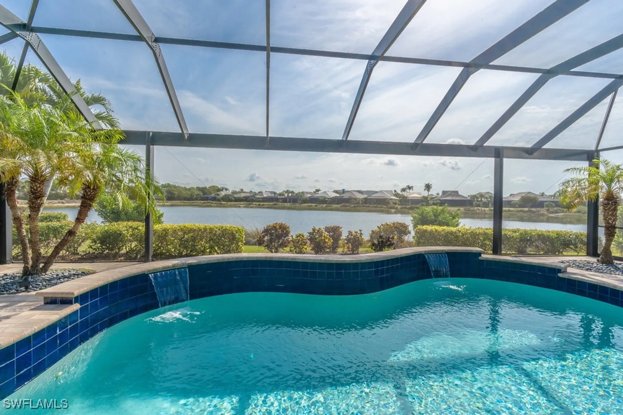 Property Slideshow image 4 of 42 | 5052 martinique dr, Naples, FL, 34113