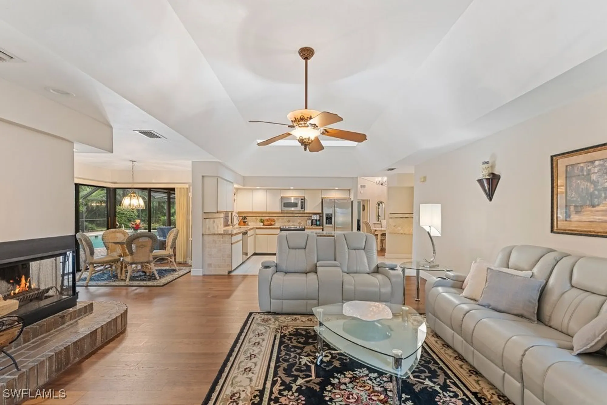 Property Slideshow image 29 of 48 | 812 pine creek ln, Naples, FL, 34108