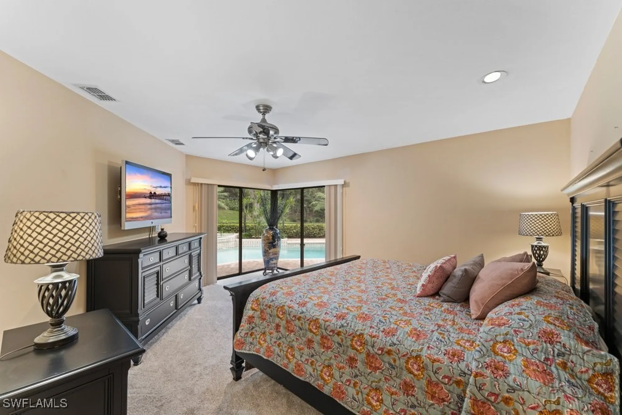 Property Slideshow image 36 of 48 | 812 pine creek ln, Naples, FL, 34108