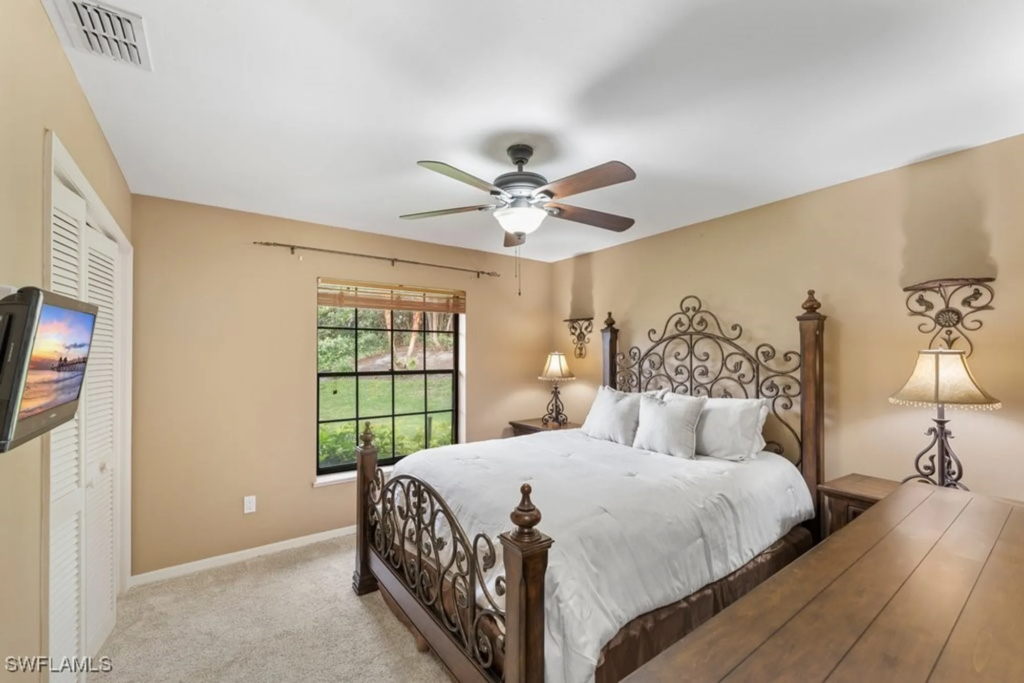 Property Slideshow image 42 of 48 | 812 pine creek ln, Naples, FL, 34108