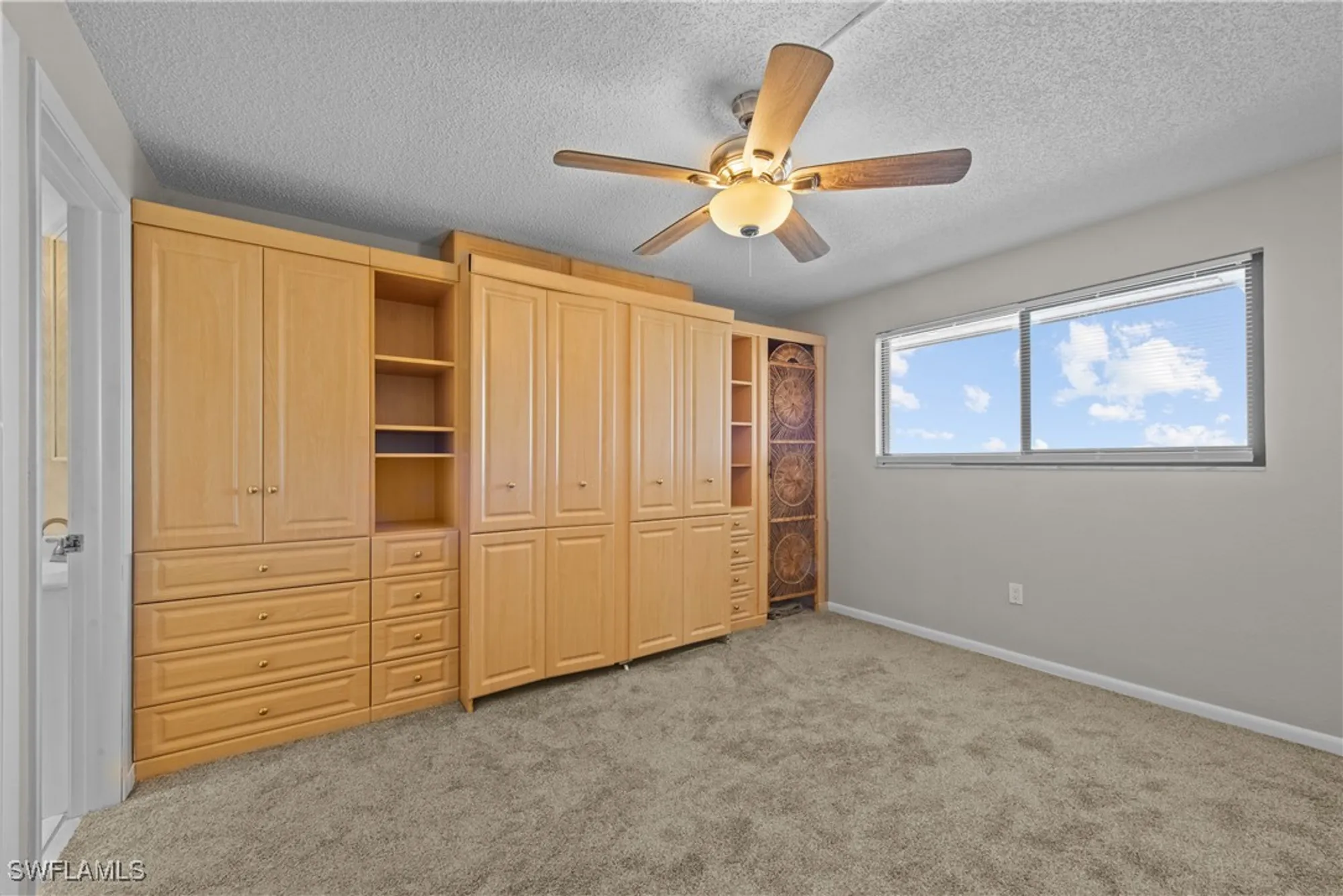 Property Slideshow image 9 of 9 | 4260 se 20th pl 801, Cape Coral, FL, 33904