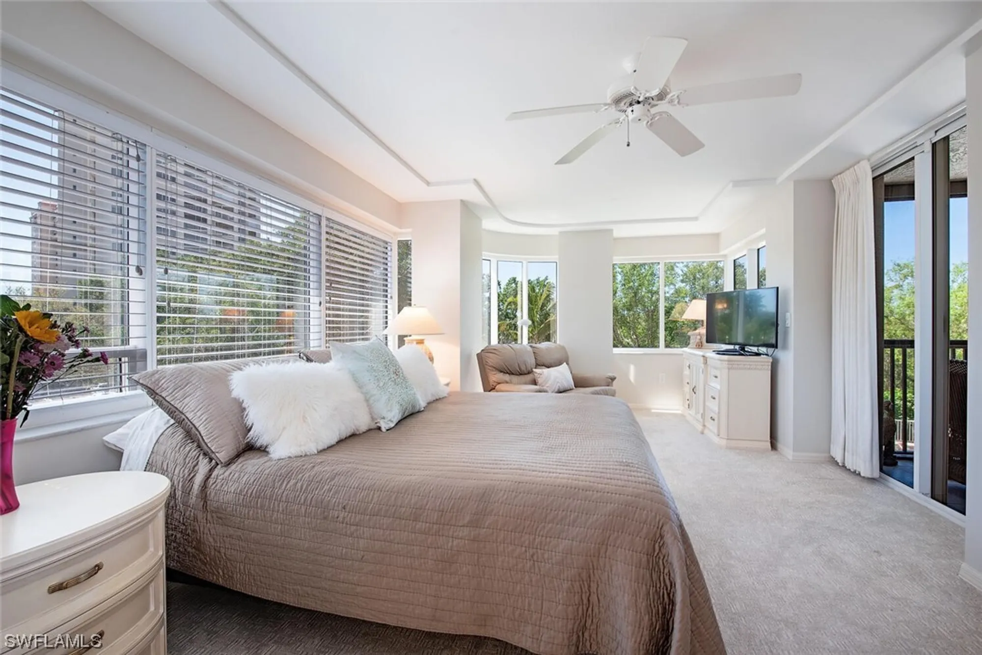 Property Slideshow image 7 of 29 | 6825 grenadier blvd 101, Naples, FL, 34108