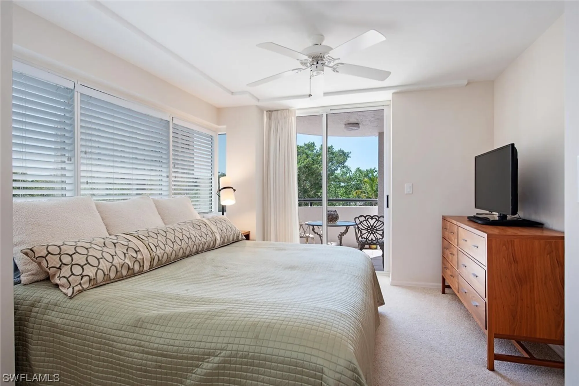 Property Slideshow image 9 of 29 | 6825 grenadier blvd 101, Naples, FL, 34108