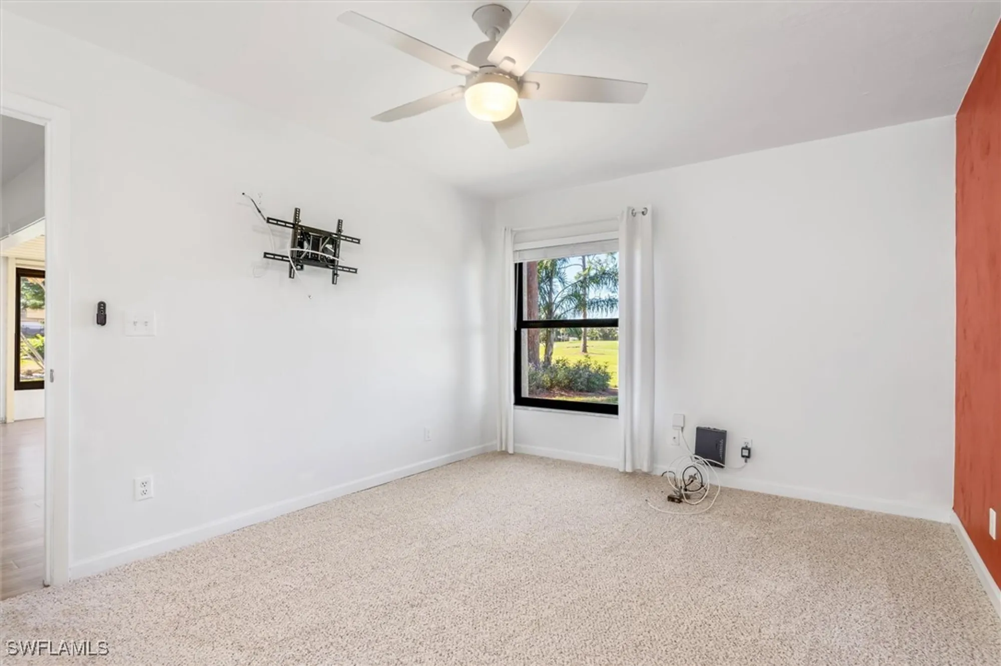 Property Slideshow image 18 of 40 | 5625 trailwinds dr 412, Fort Myers, FL, 33907