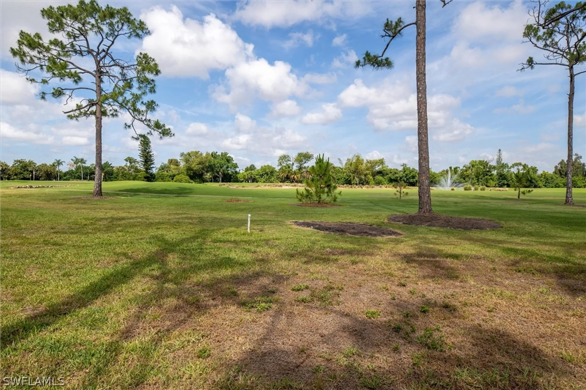 Property Slideshow image 29 of 40 | 5625 trailwinds dr 412, Fort Myers, FL, 33907