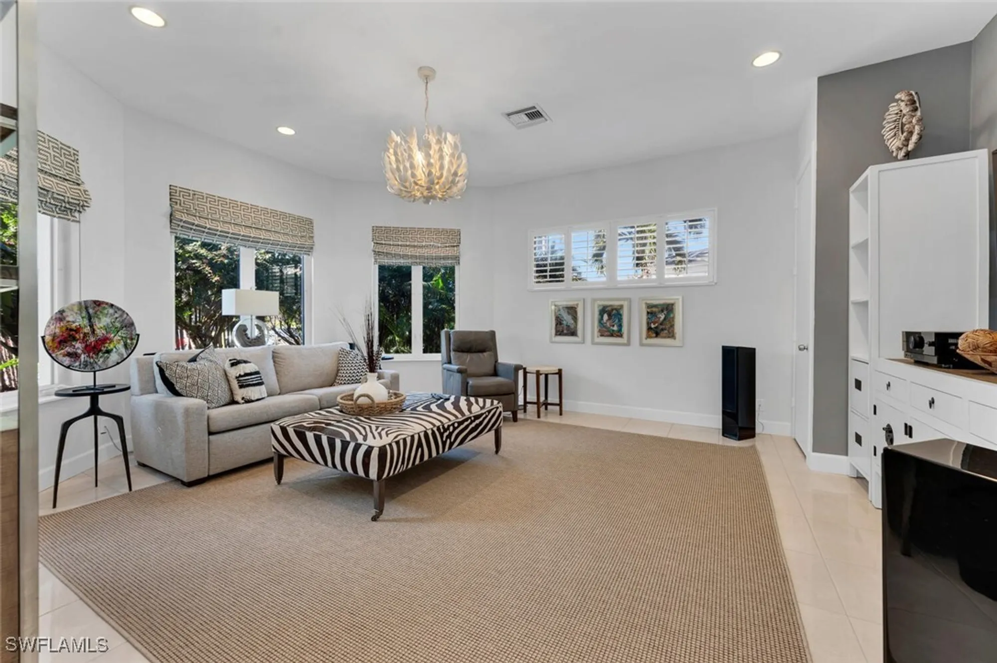 Property Slideshow image 10 of 35 | 405 rudder rd, Naples, FL, 34102
