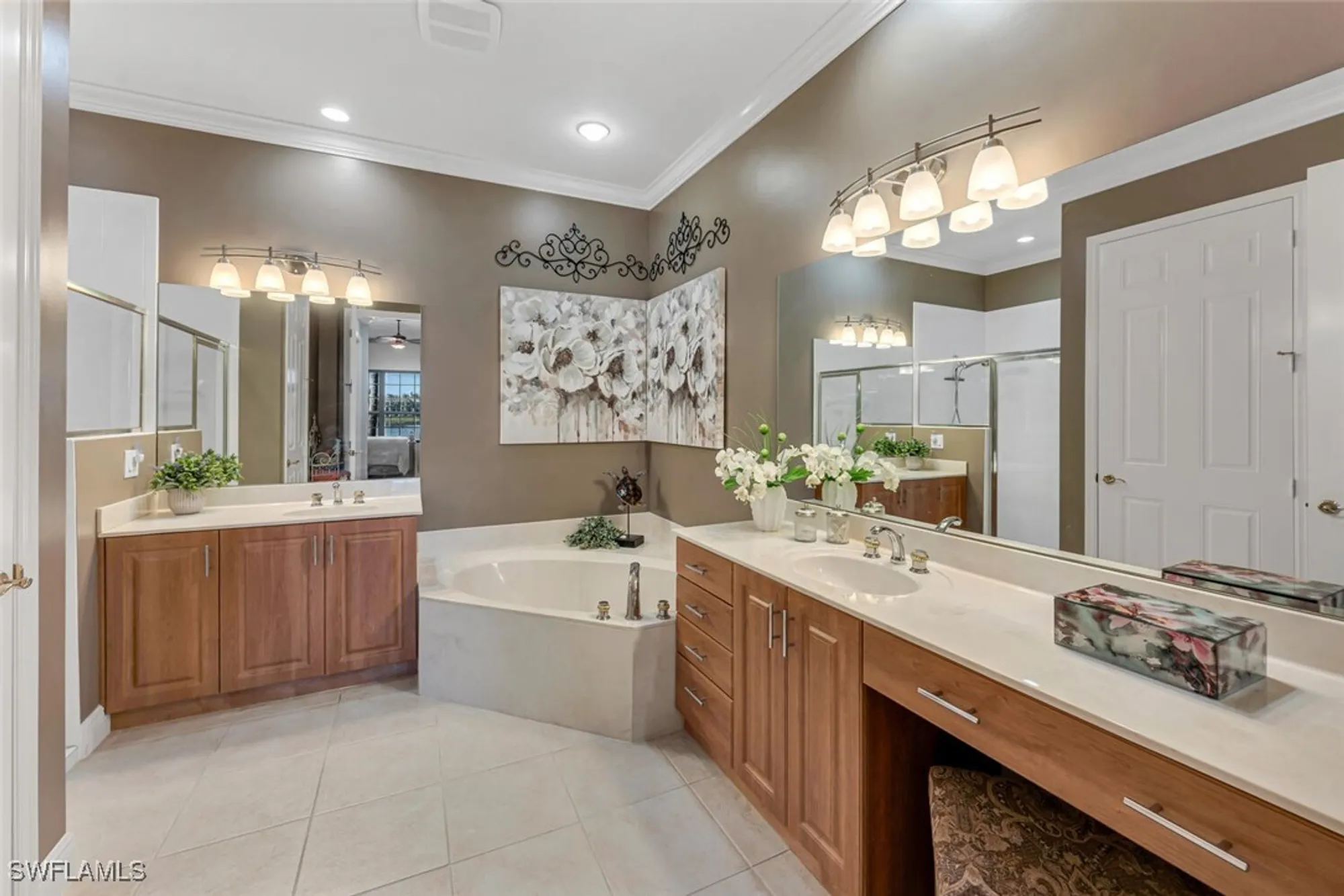 Property Slideshow image 17 of 19 | 9243 tesoro ln 103, Naples, FL, 34114