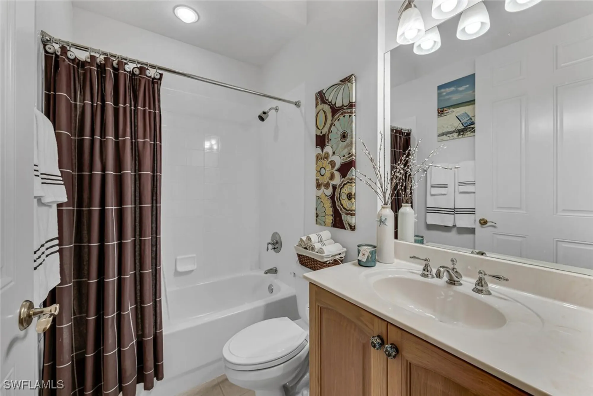 Property Slideshow image 13 of 19 | 9243 tesoro ln 103, Naples, FL, 34114