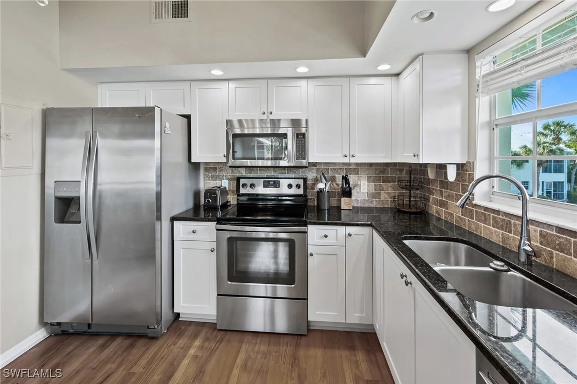 Property Slideshow image 8 of 18 | 14979 rivers edge ct apt 223, Fort Myers, FL, 33908