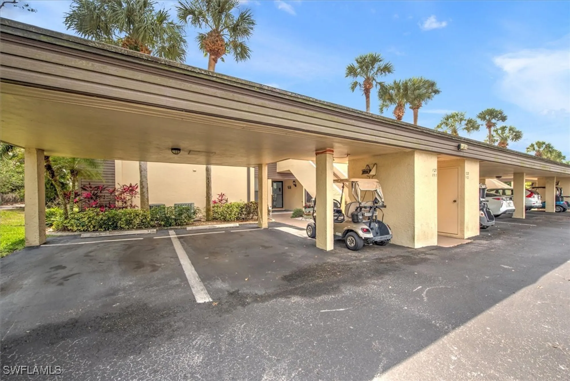 Property Slideshow image 26 of 30 | 5970 trailwinds dr apt 111, Fort Myers, FL, 33907