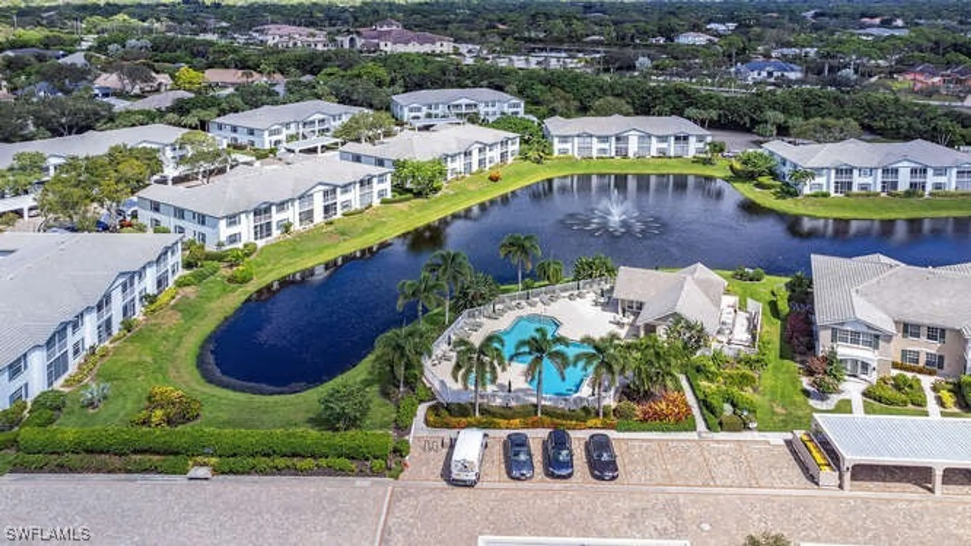 Property Slideshow image 11 of 12 | 853 tanbark dr 103, Naples, FL, 34108