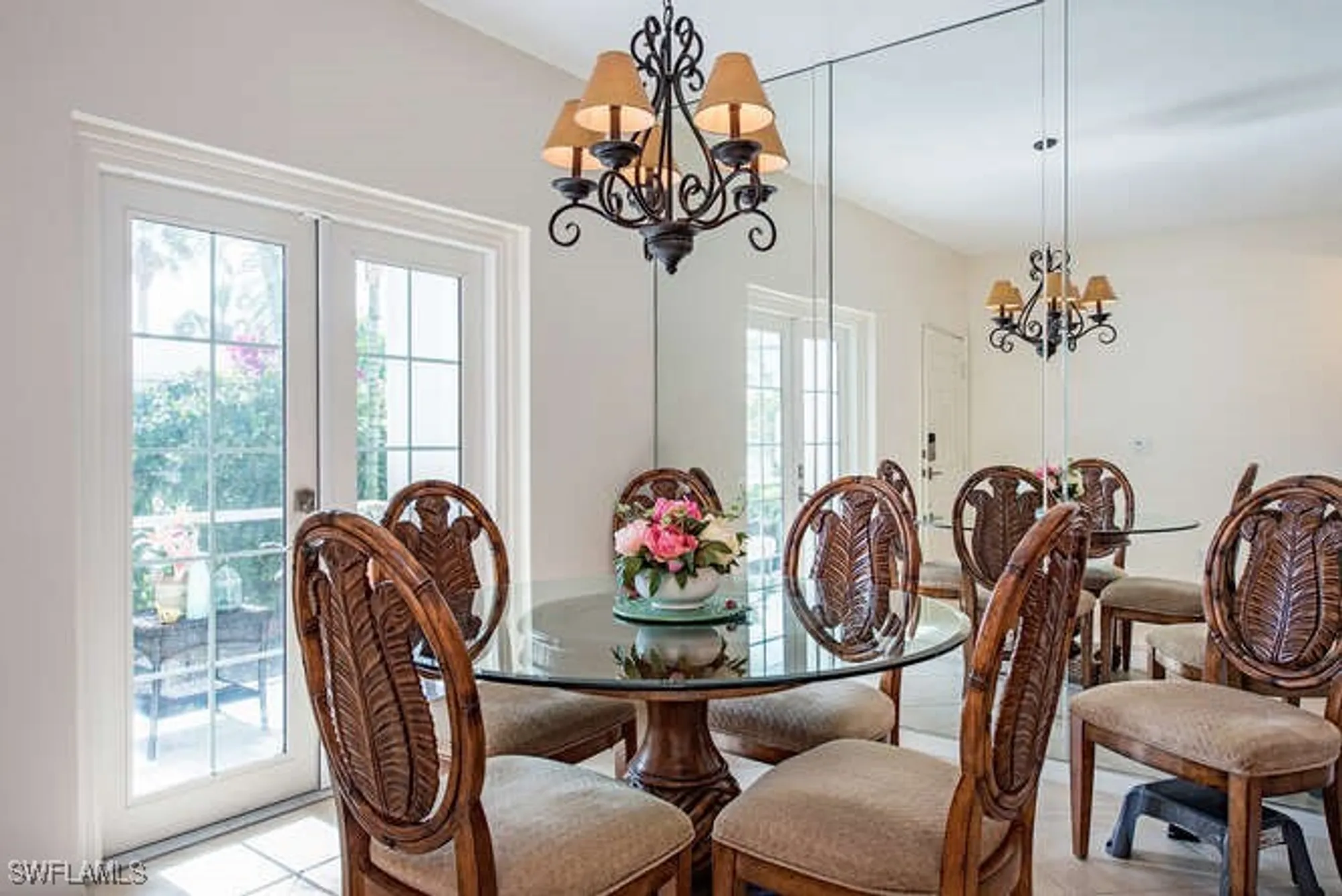 Property Slideshow image 5 of 12 | 853 tanbark dr 103, Naples, FL, 34108