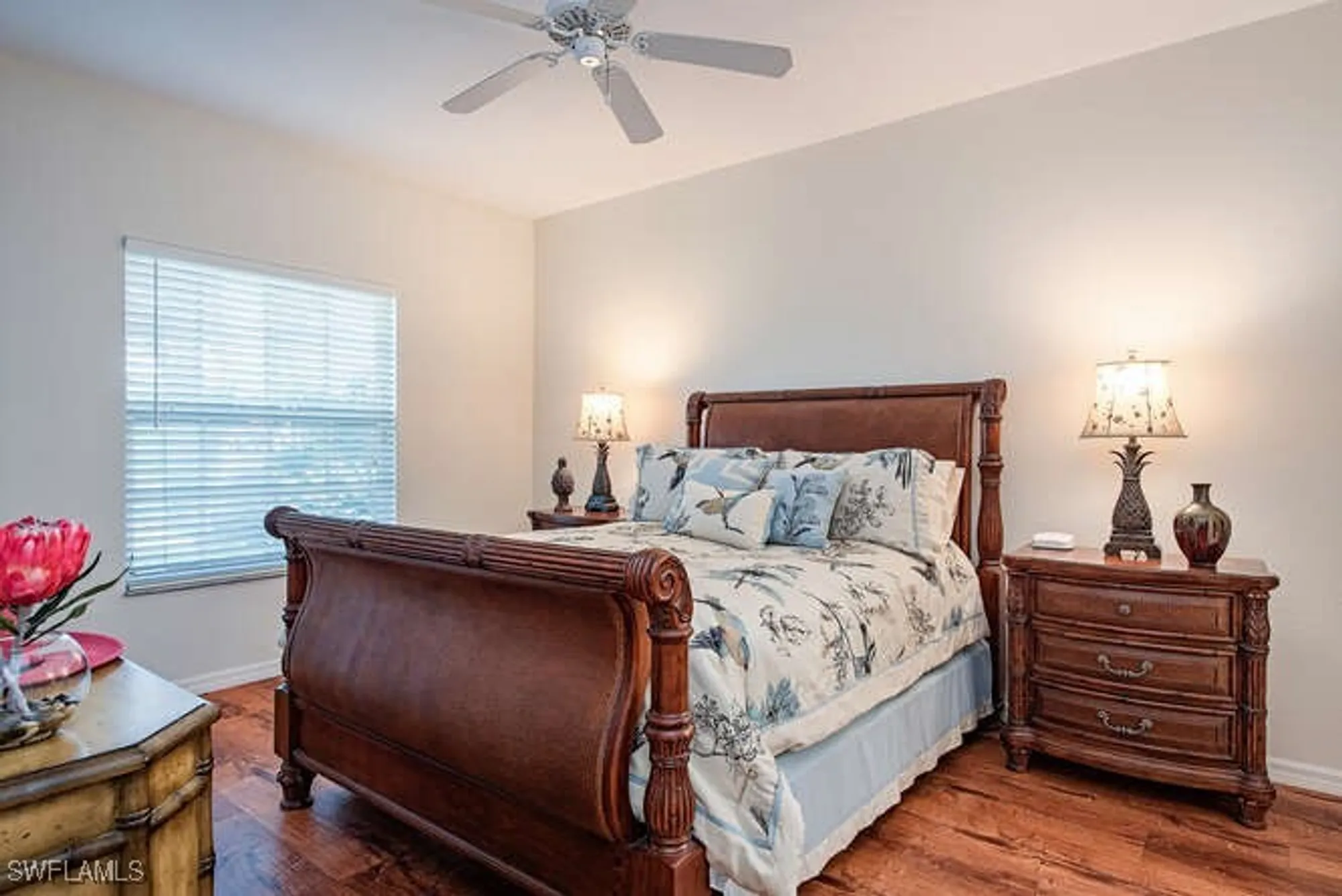 Property Slideshow image 6 of 12 | 853 tanbark dr 103, Naples, FL, 34108