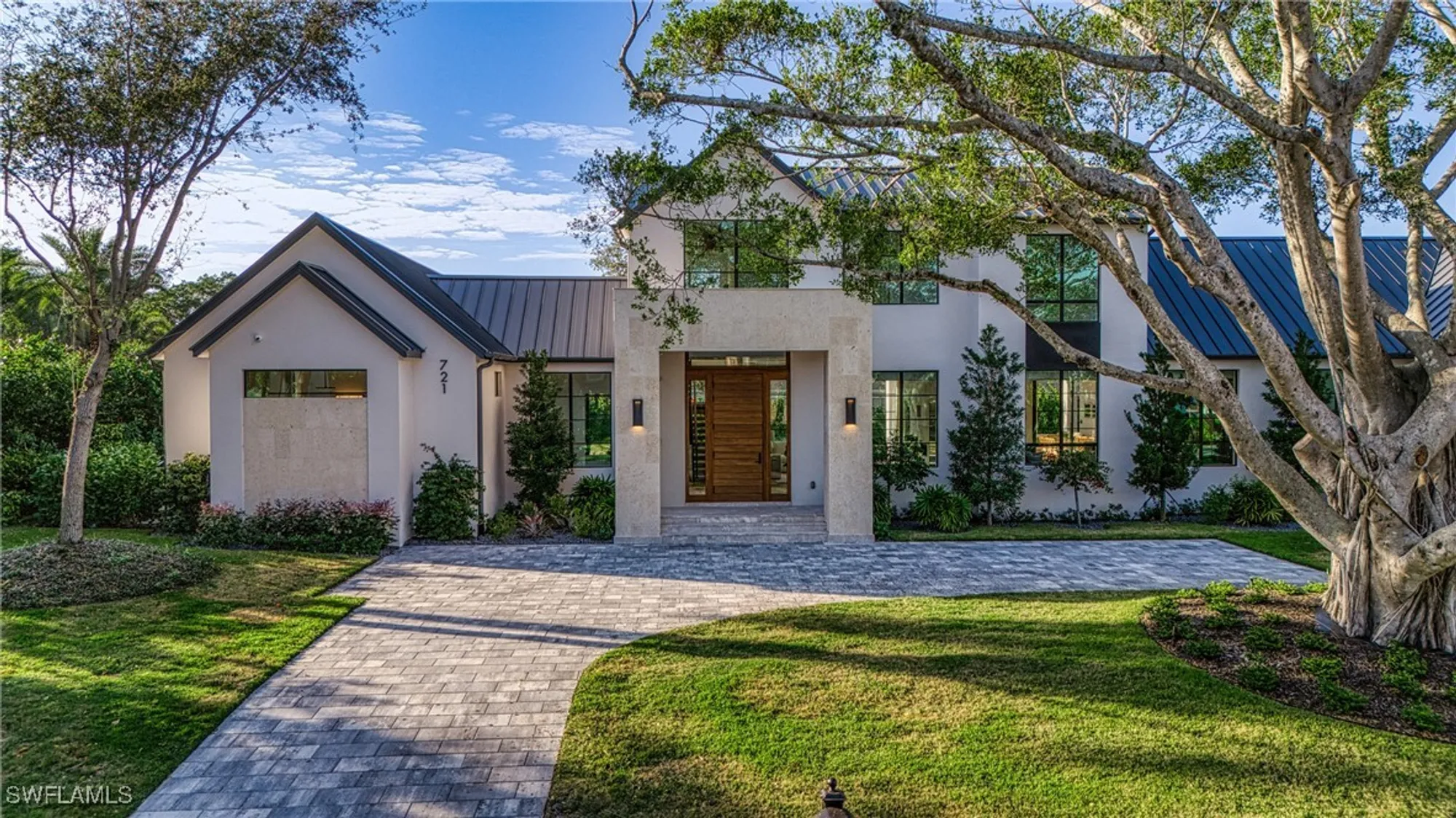 Property Slideshow image 2 of 50 | 721 spring line dr, Naples, FL, 34102