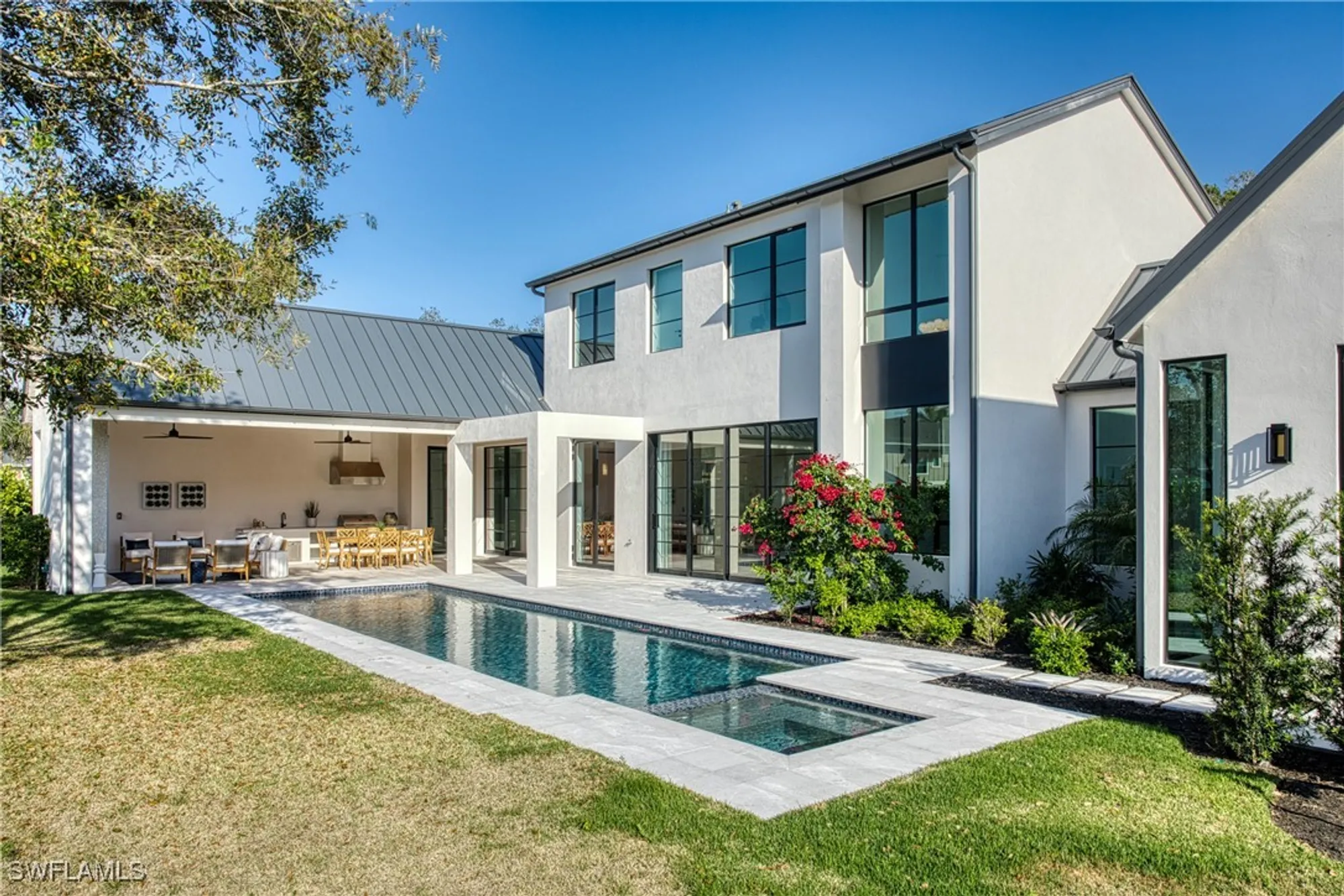 Property Slideshow image 39 of 50 | 721 spring line dr, Naples, FL, 34102