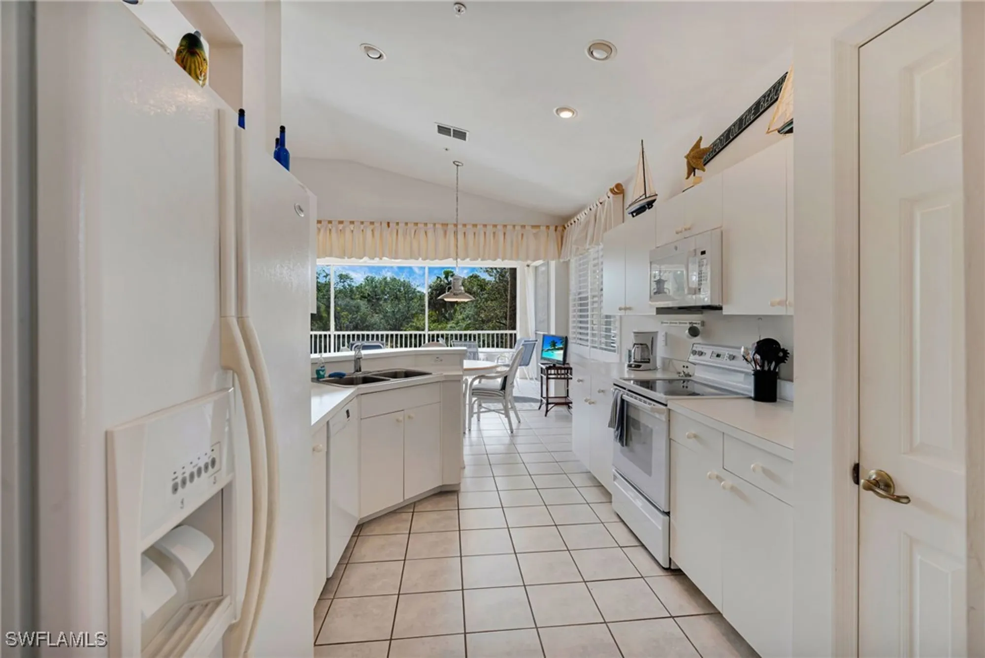 Property Slideshow image 10 of 36 | 25224 pelican creek cir 203, Bonita Springs, FL, 34134