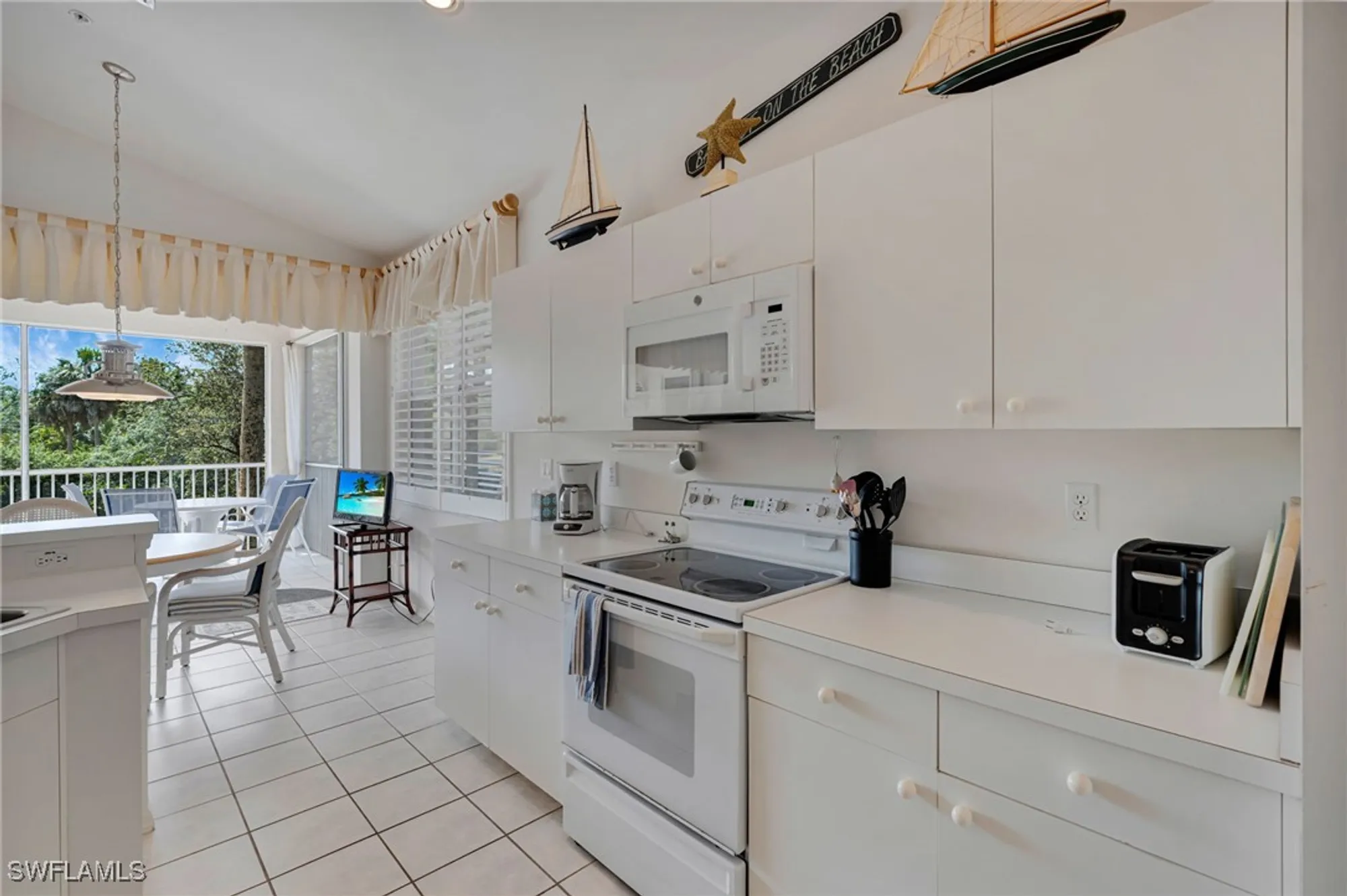 Property Slideshow image 9 of 36 | 25224 pelican creek cir 203, Bonita Springs, FL, 34134