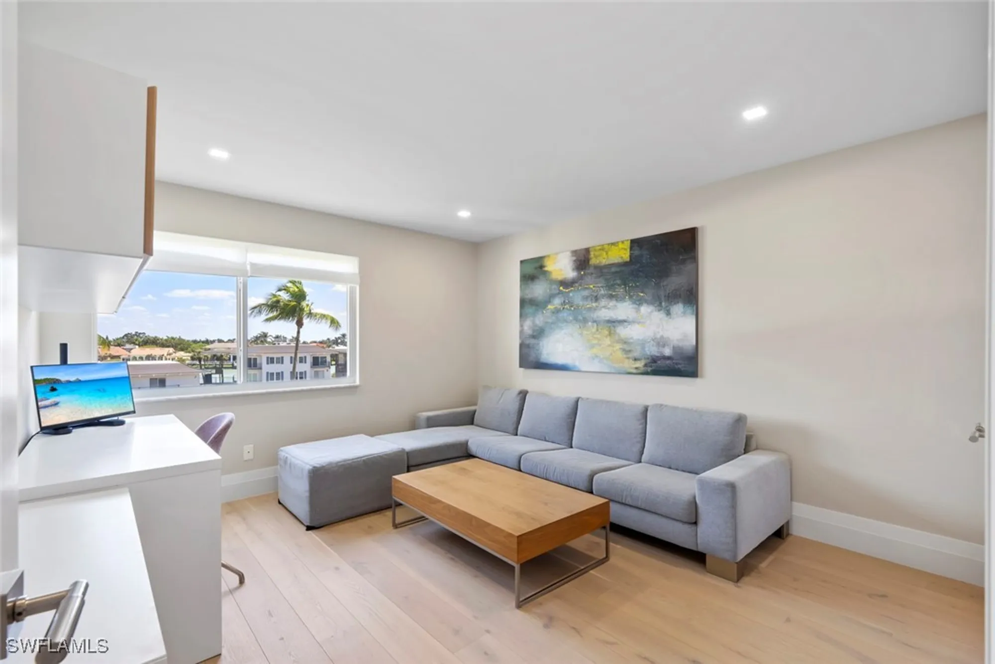 Property Slideshow image 26 of 47 | 3410 gulf shore blvd 403, Naples, FL, 34103