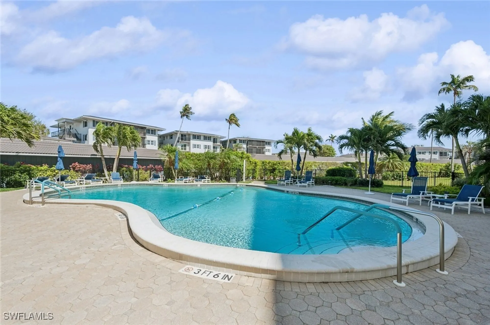 Property Slideshow image 35 of 47 | 3410 gulf shore blvd 403, Naples, FL, 34103