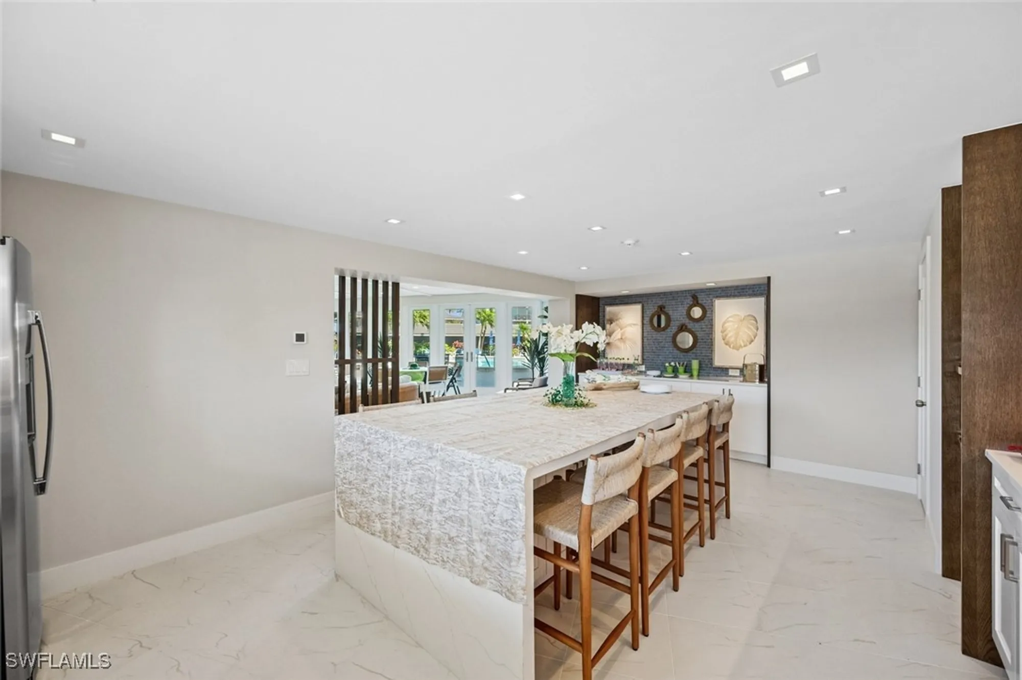 Property Slideshow image 38 of 47 | 3410 gulf shore blvd 403, Naples, FL, 34103