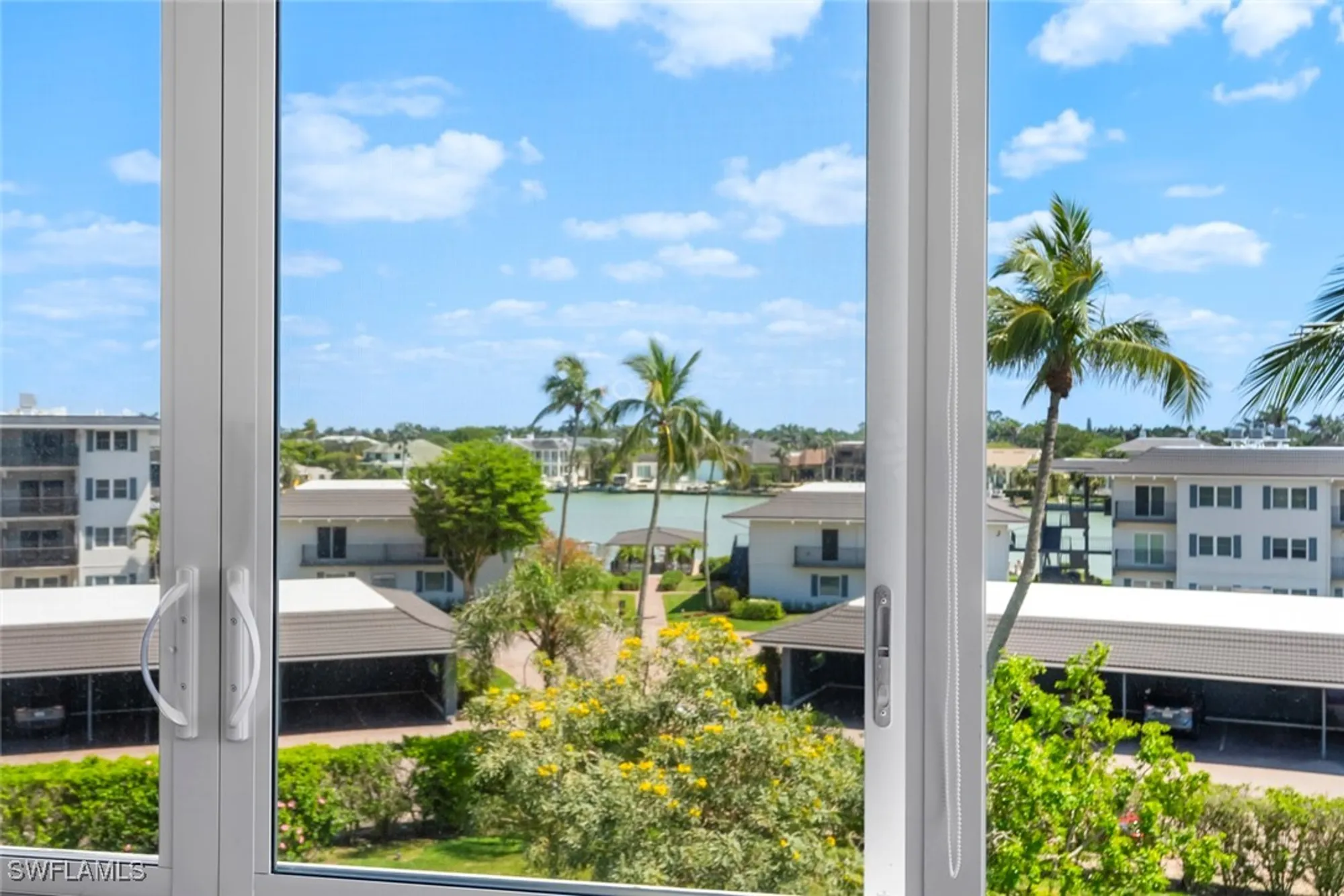 Property Slideshow image 31 of 47 | 3410 gulf shore blvd 403, Naples, FL, 34103