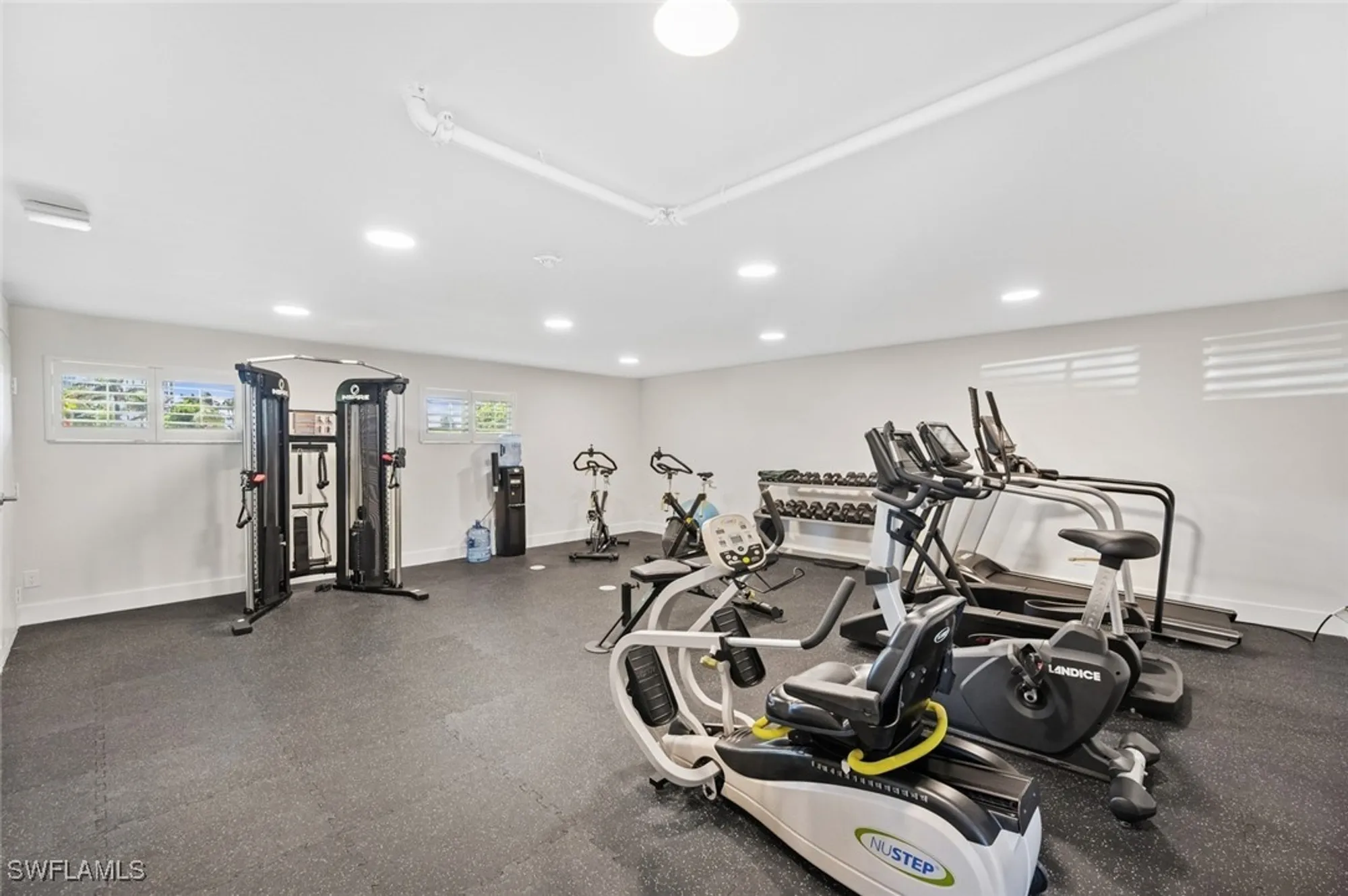 Property Slideshow image 43 of 47 | 3410 gulf shore blvd 403, Naples, FL, 34103