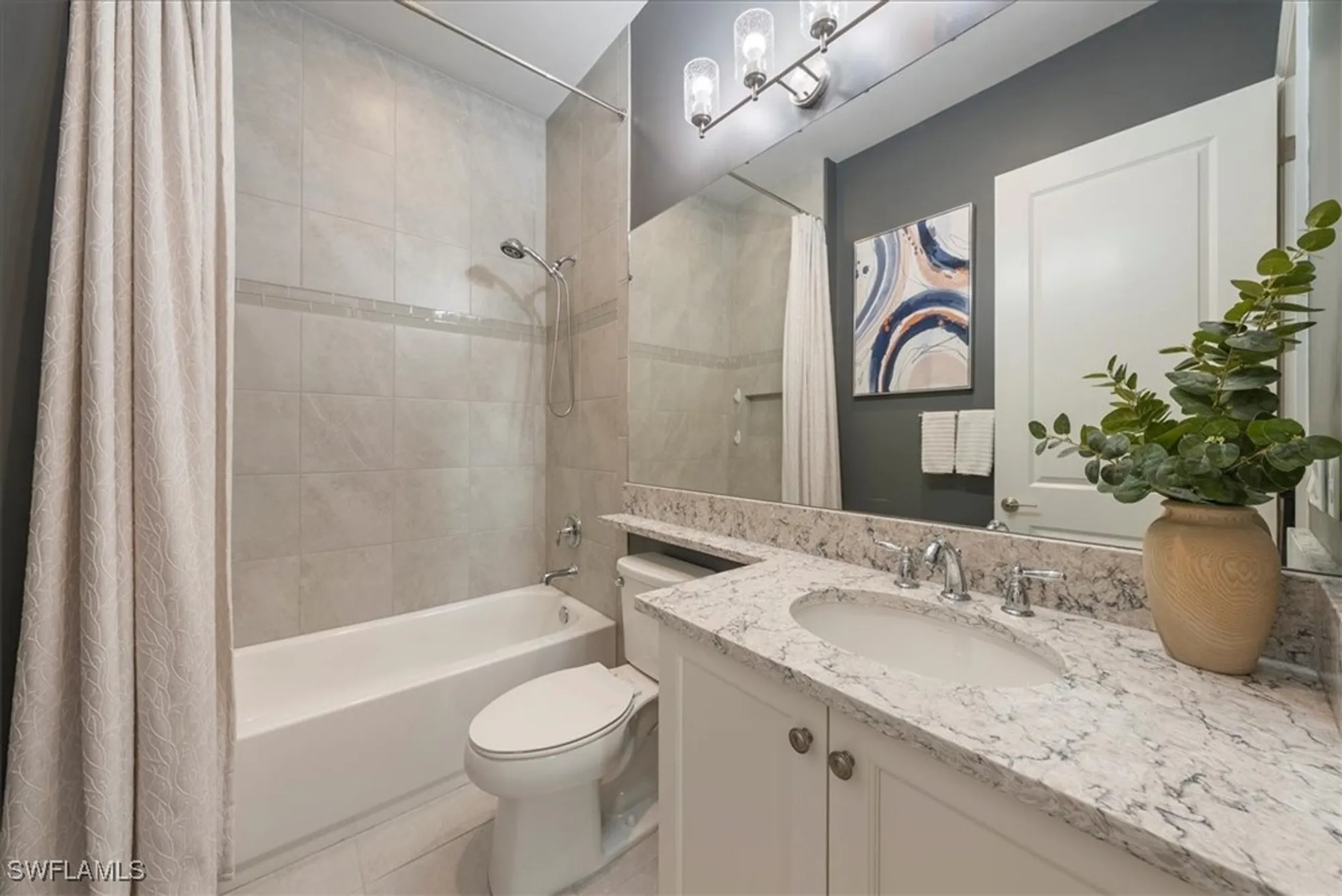 Property Slideshow image 16 of 28 | 28422 capraia dr, Bonita Springs, FL, 34135