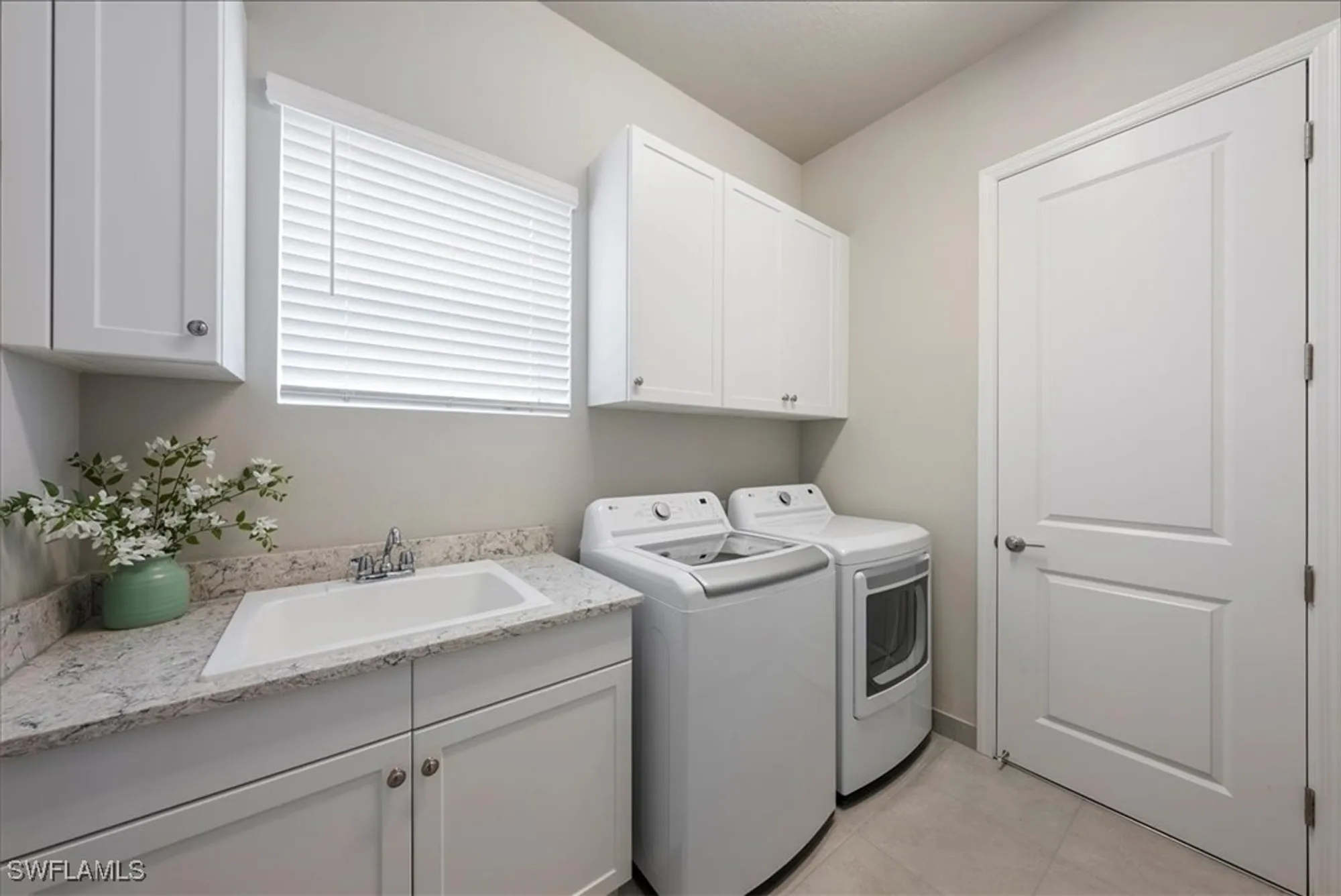 Property Slideshow image 19 of 28 | 28422 capraia dr, Bonita Springs, FL, 34135