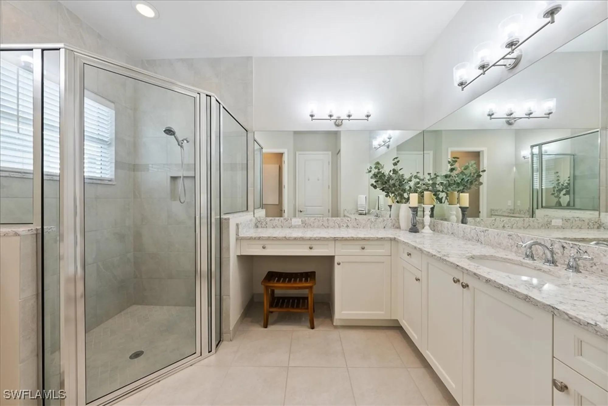 Property Slideshow image 13 of 28 | 28422 capraia dr, Bonita Springs, FL, 34135
