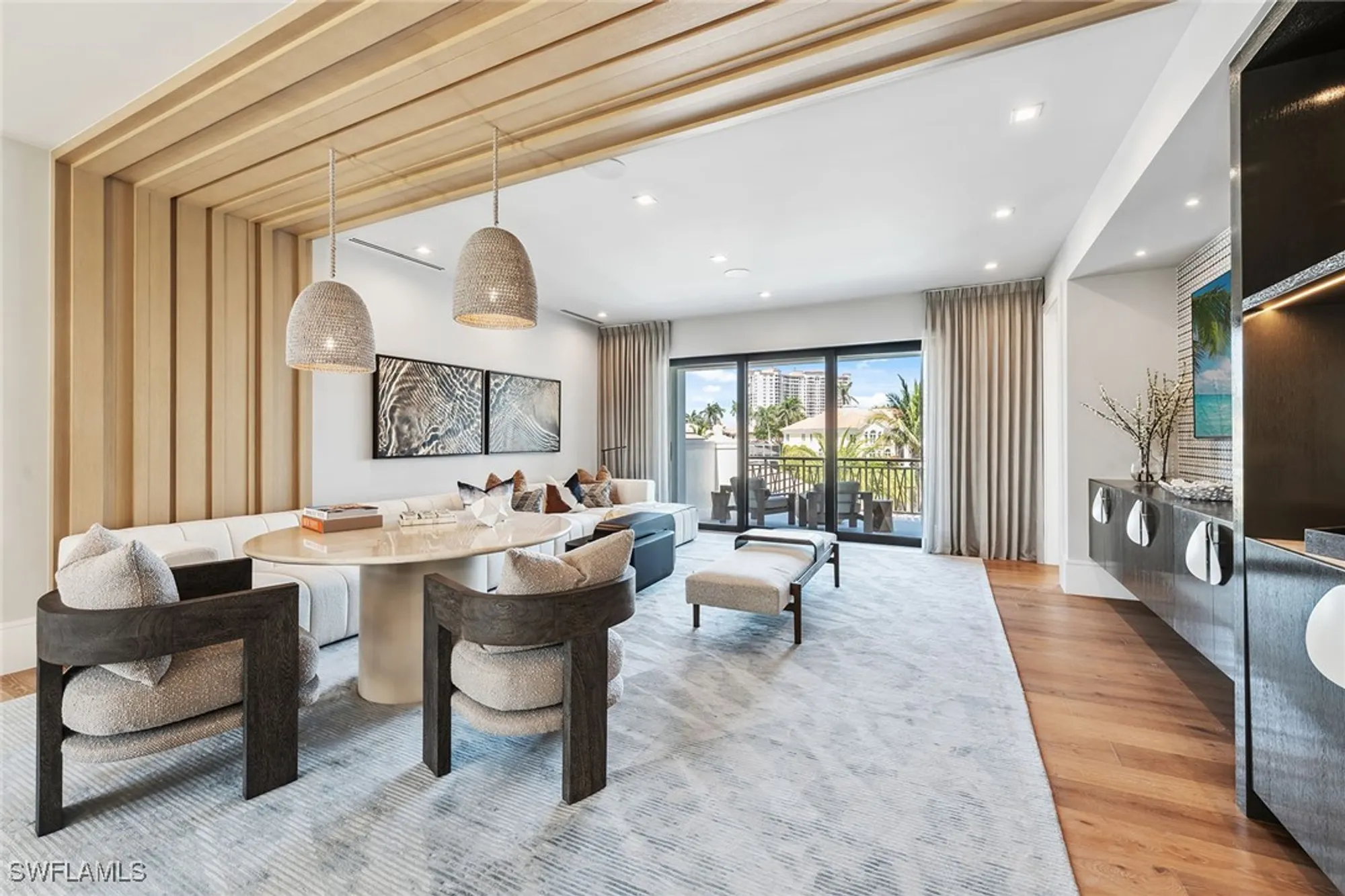 Property Slideshow image 33 of 49 | 355 colony dr, Naples, FL, 34108