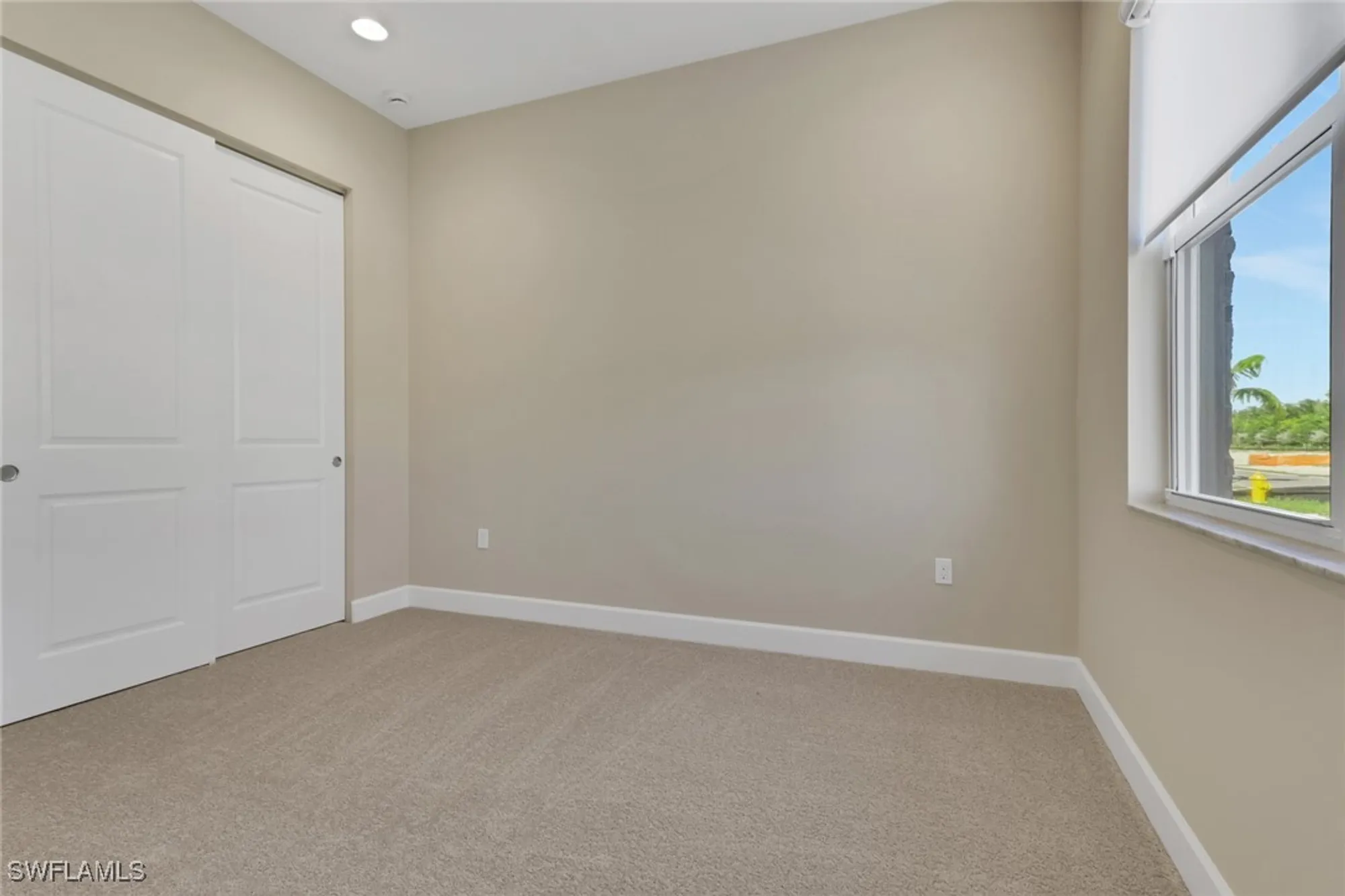 Property Slideshow image 24 of 33 | 2631 durham cir, Naples, FL, 34112