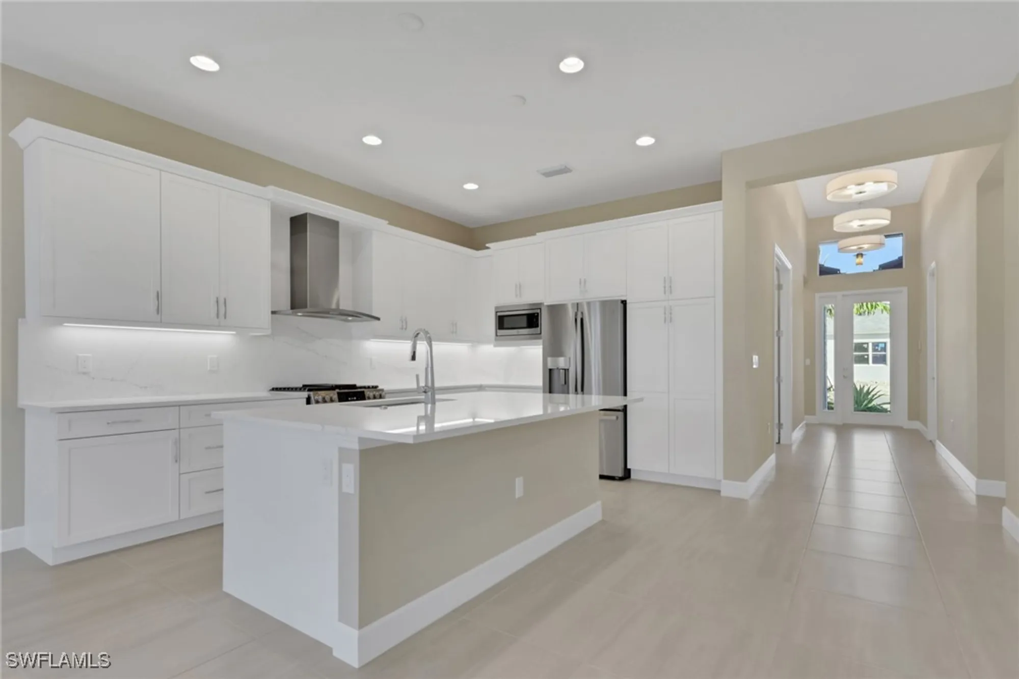 Property Slideshow image 3 of 33 | 2631 durham cir, Naples, FL, 34112